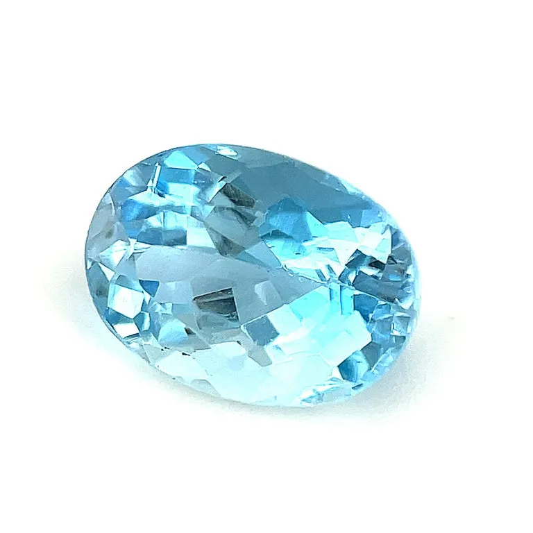 1.57 Carat Oval Unset Loose Unmounted Aquamarine Gemstone
