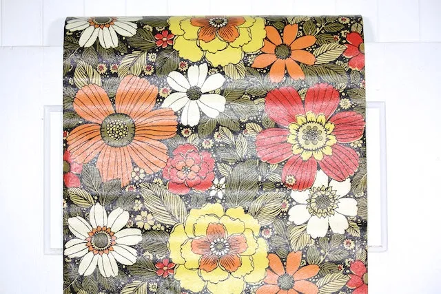 1970s Floral Vintage Wallpaper