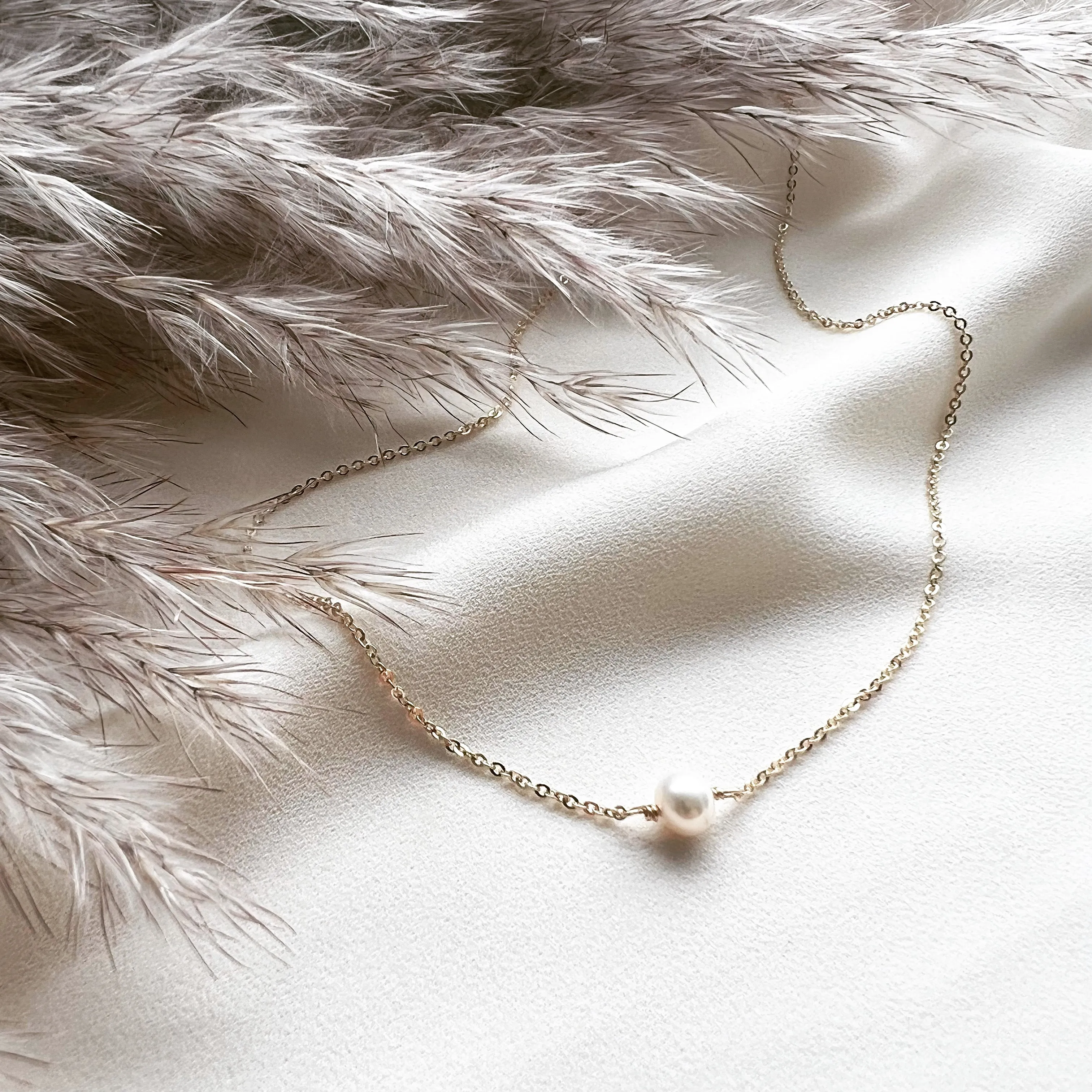 ALISO PEARL NECKLACE