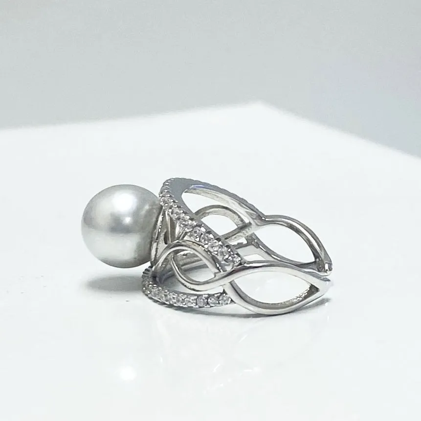 Angie South Sea Pearl Loop Ring