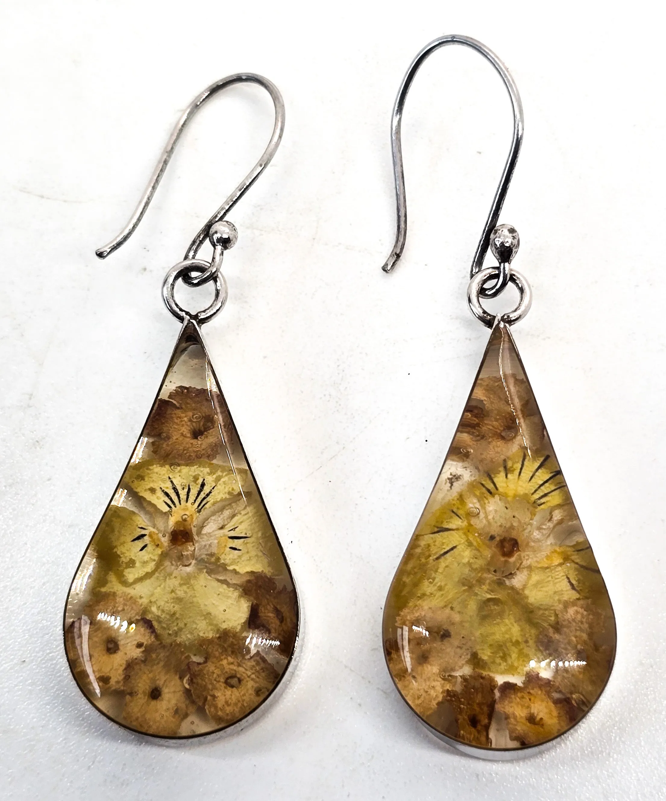 Annika Witt ATI dried flowers acrylic signed sterling silver Mexico drop earrings