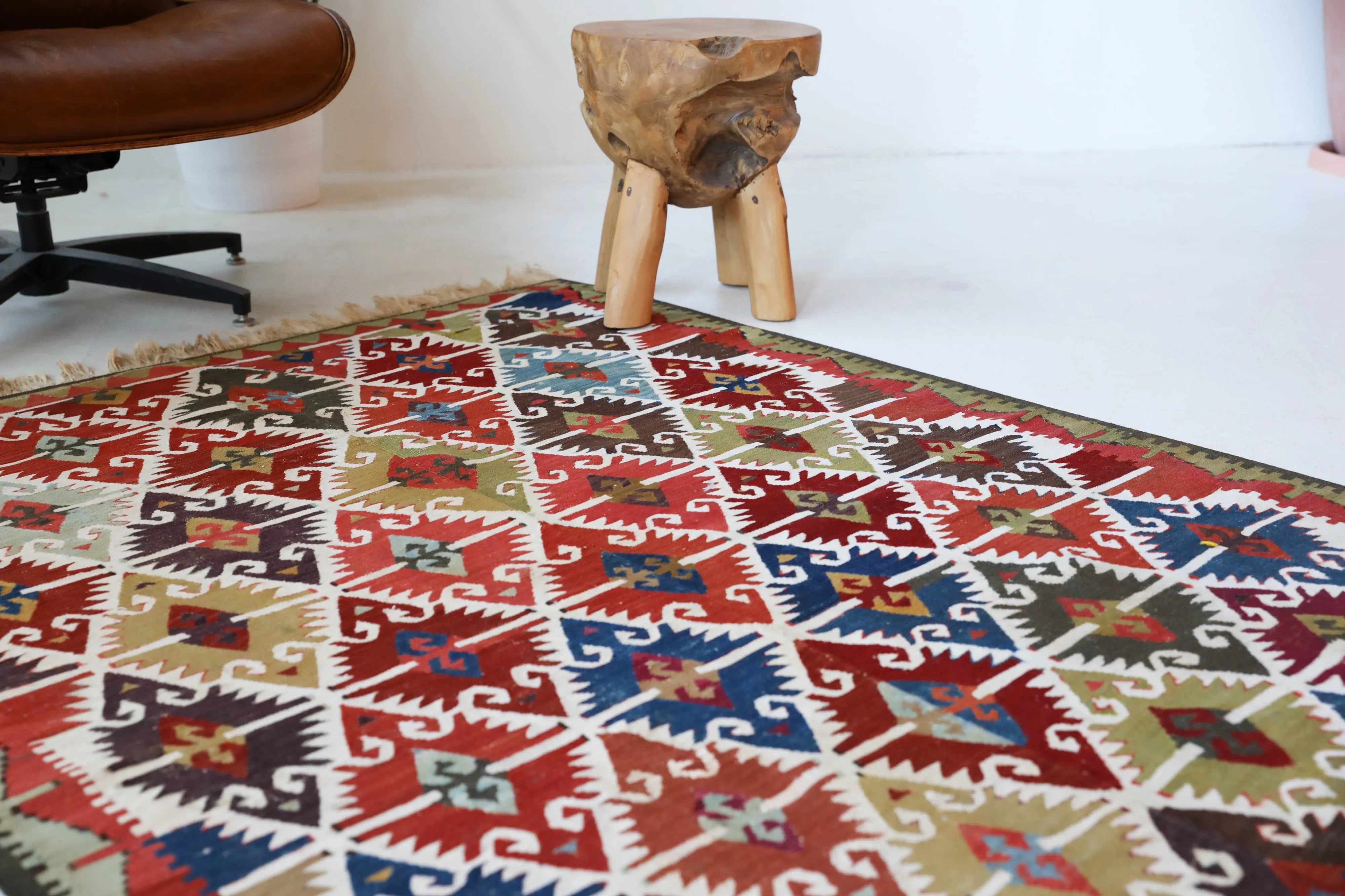 Antique Eskisehir Sivrihisar kilim runner 4'3"x13'