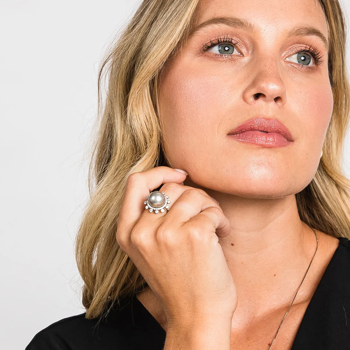 Aurelia Tahitian Pearl Sun Shaped Ring