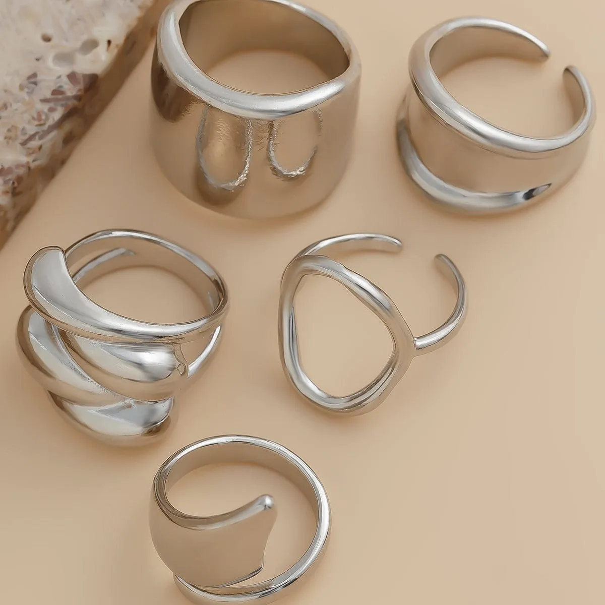 Chunky 4Pcs Hollow Oval Glossy Stackable Ring Set