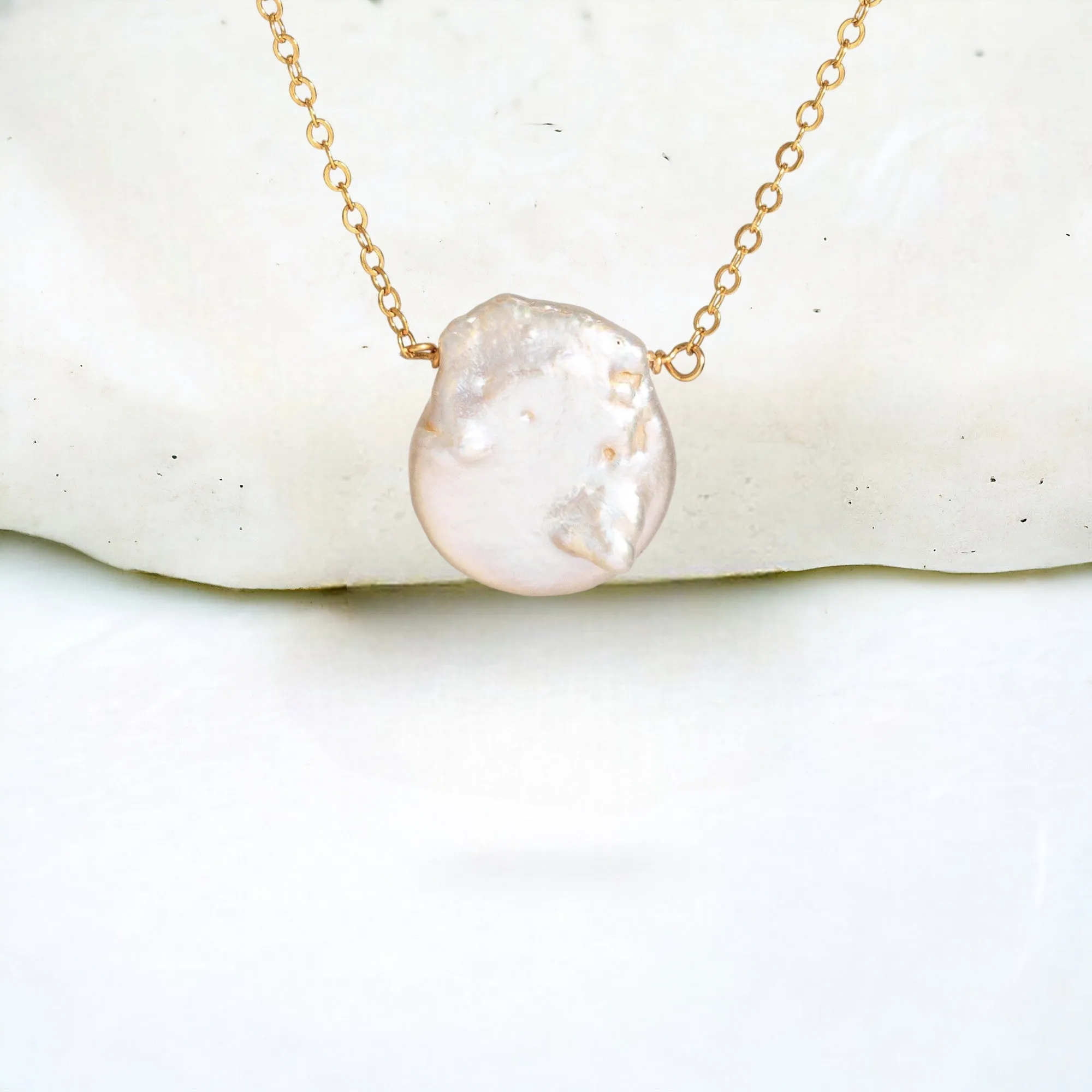 Dainty Freshwater Pearl Pendant Necklace