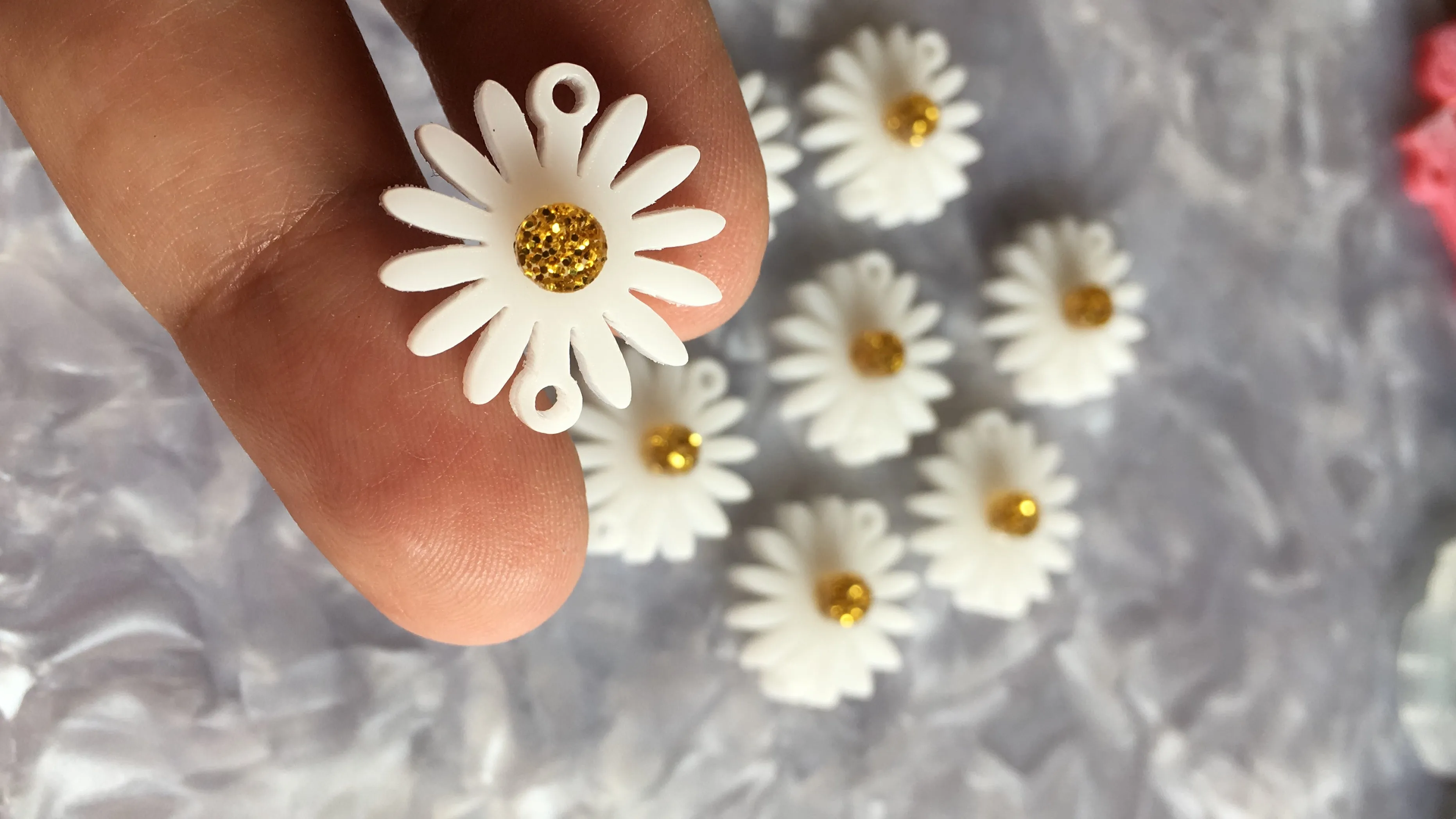 Daisy Flower Connector two layers / 10 Pieces, 20mm