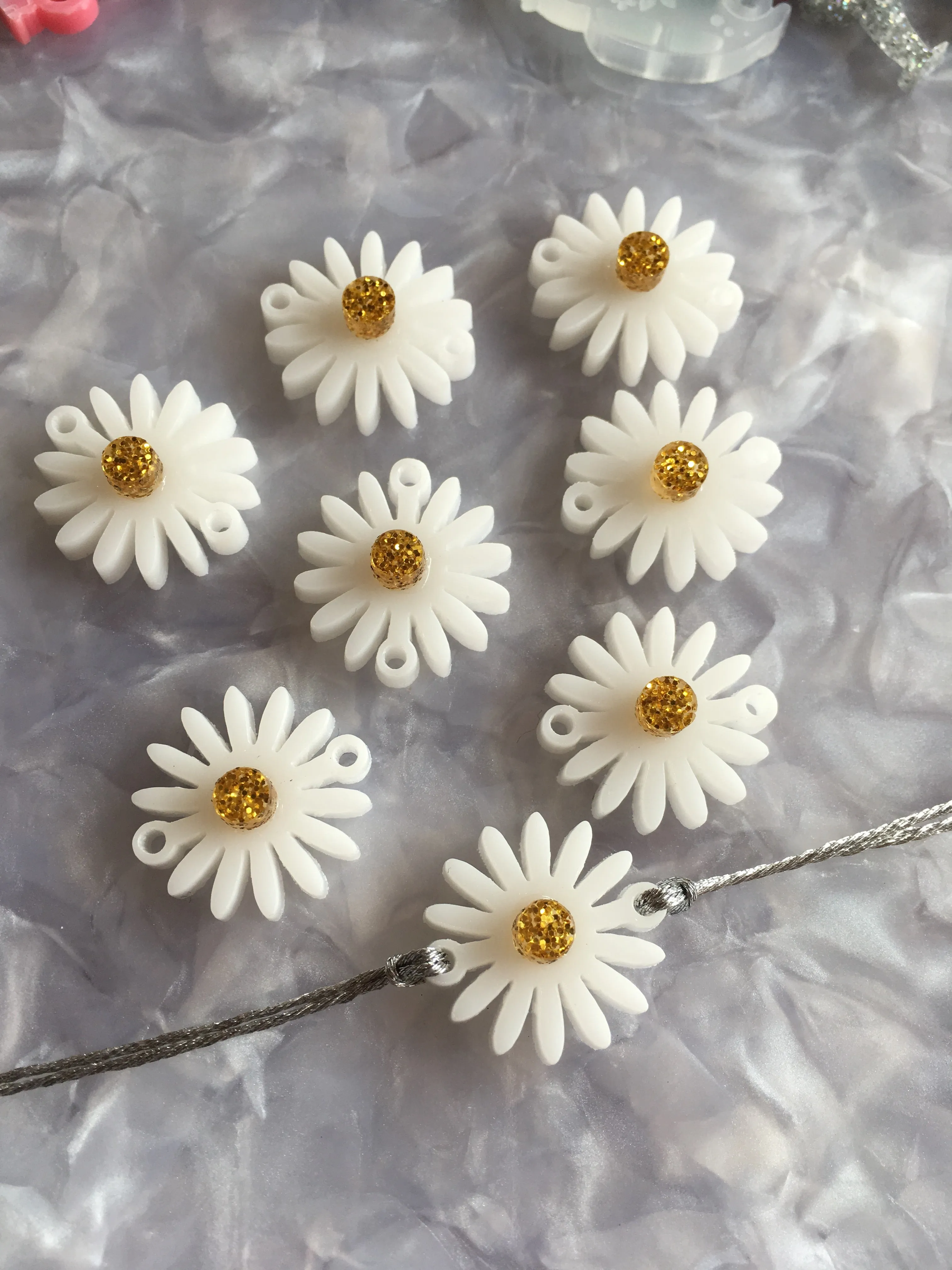 Daisy Flower Connector two layers / 10 Pieces, 20mm