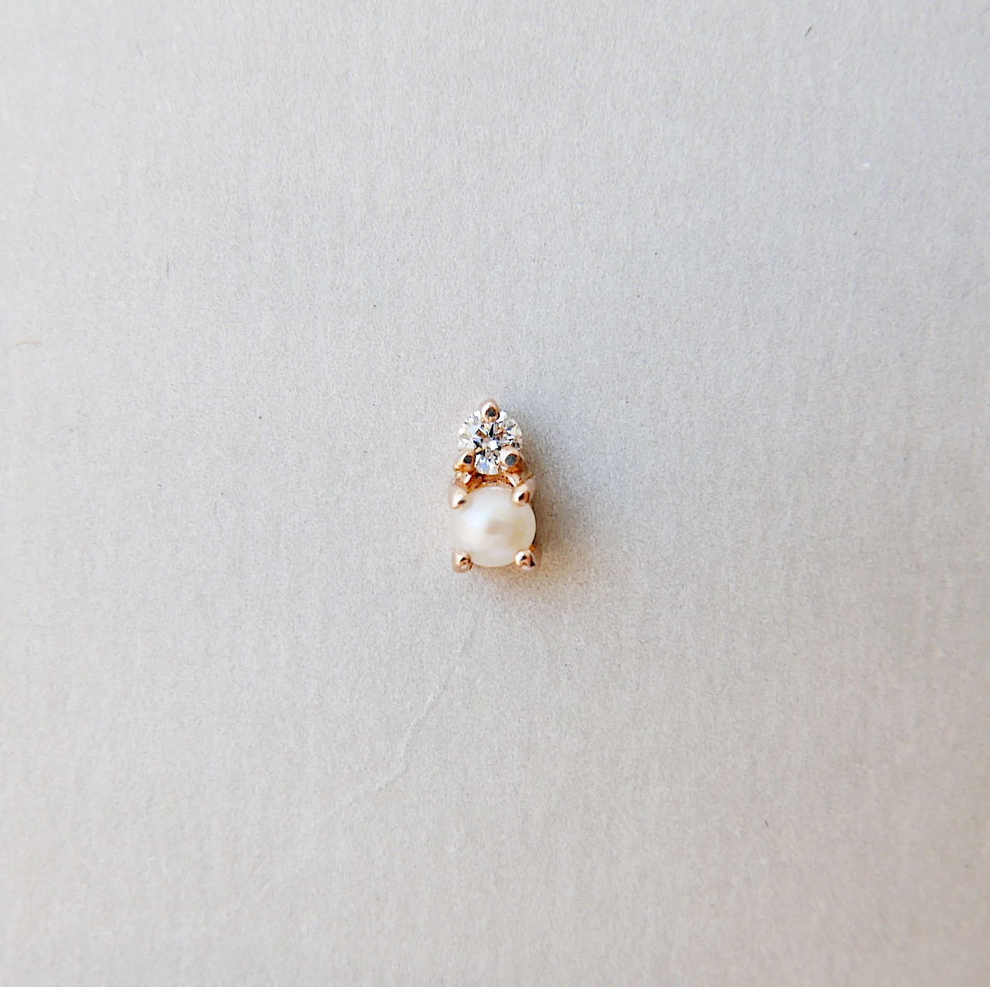 Duo Pearl & Diamond Stud Earring