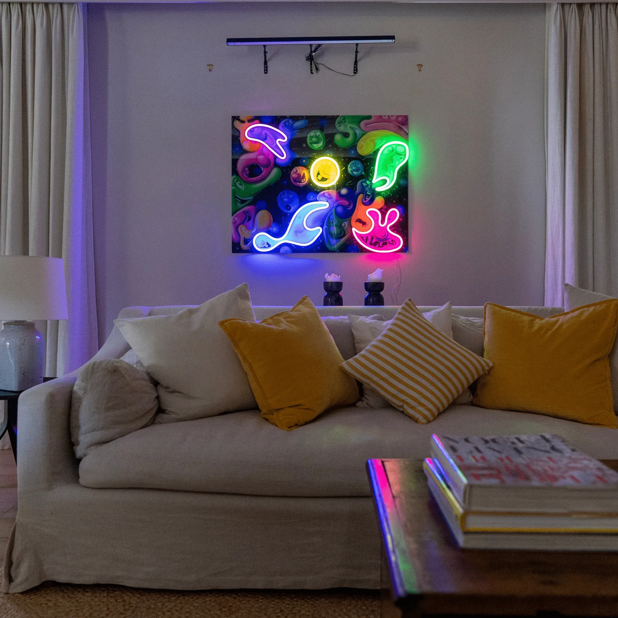 GLOBZOZ by Kenny Scharf