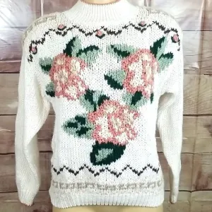 Granny core Cottage Core Hand Knit Vintage Sweater Size Small