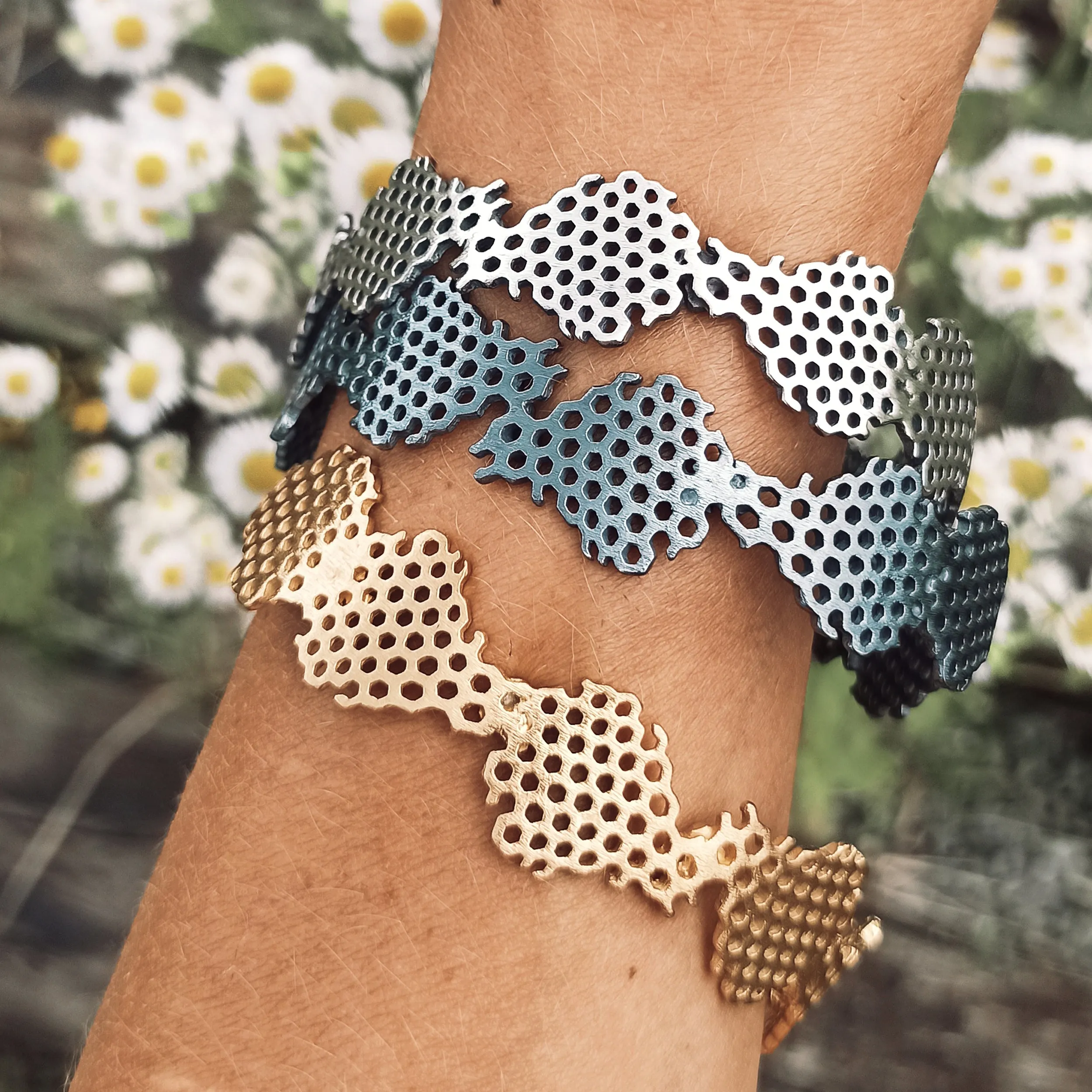 Honeycomb Bracelet Gold