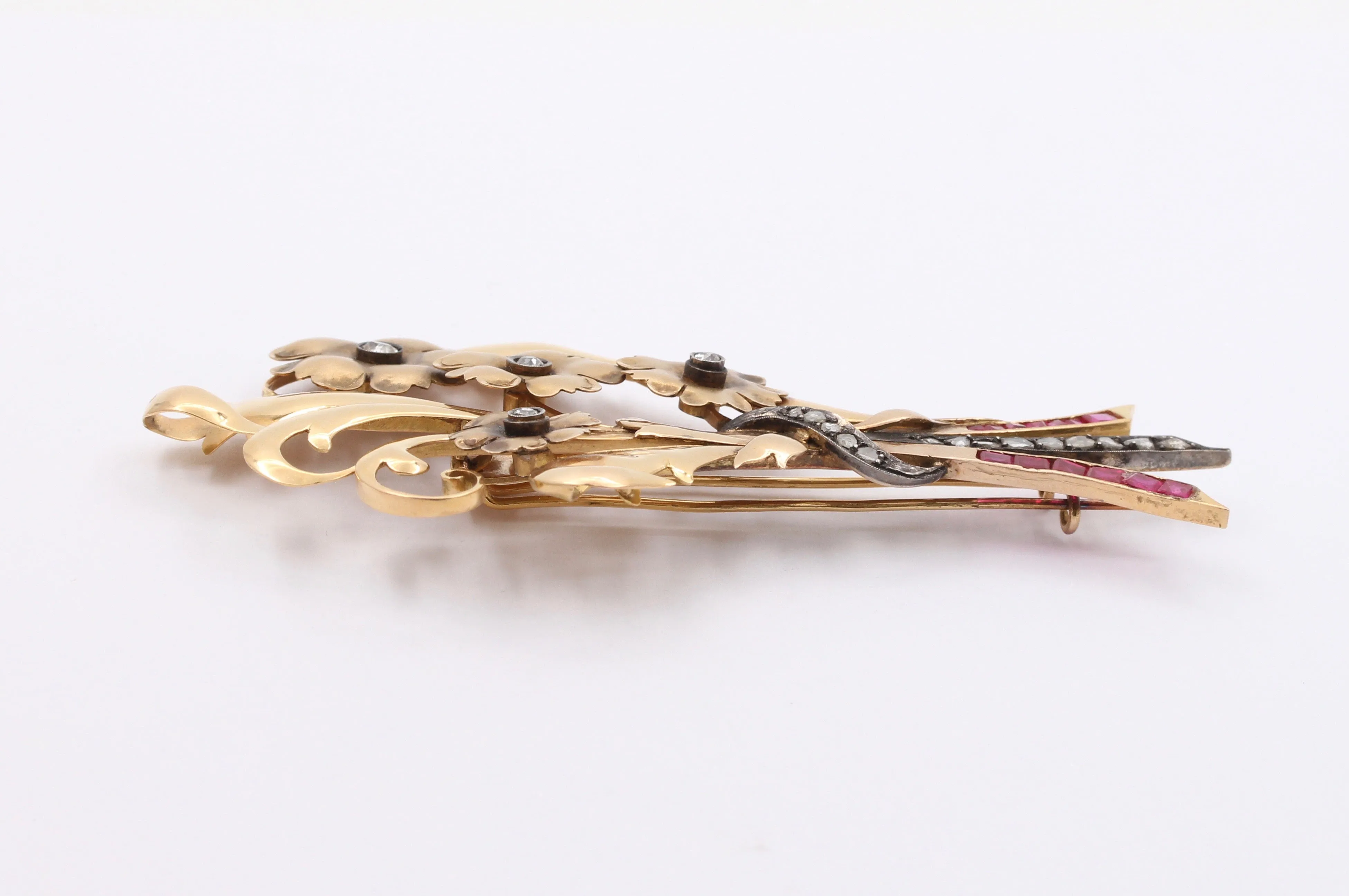 Large Vintage 18K Gold and 1 Carat Diamond Forget-Me-Not Flower Brooch Clip, Retro Pin