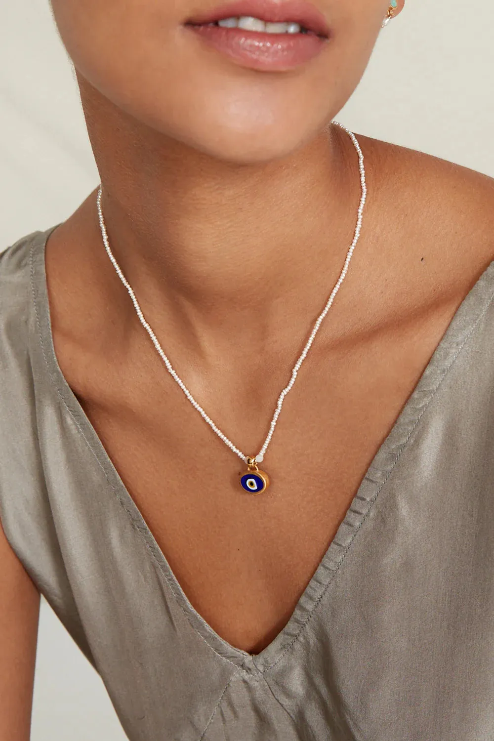 MYA EVIL EYE NECKLACE IN BLUE MIX