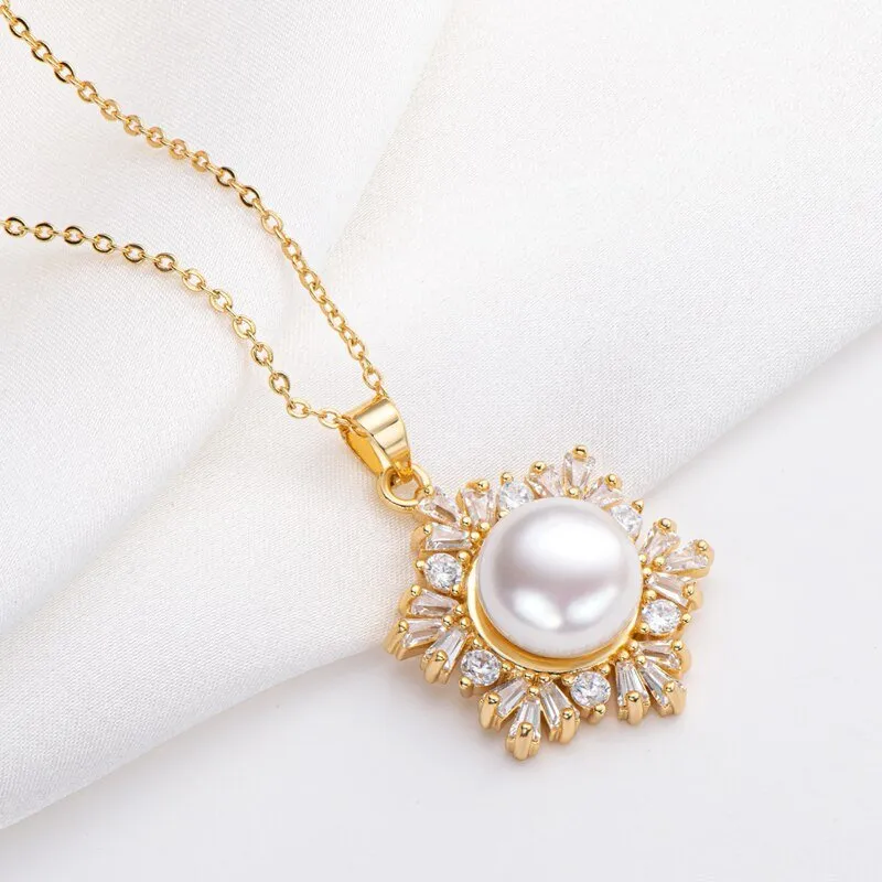 Natural Freshwater Pearl Snowflake Necklace