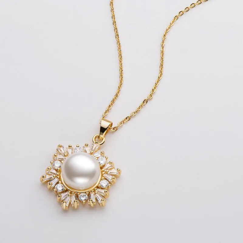 Natural Freshwater Pearl Snowflake Necklace