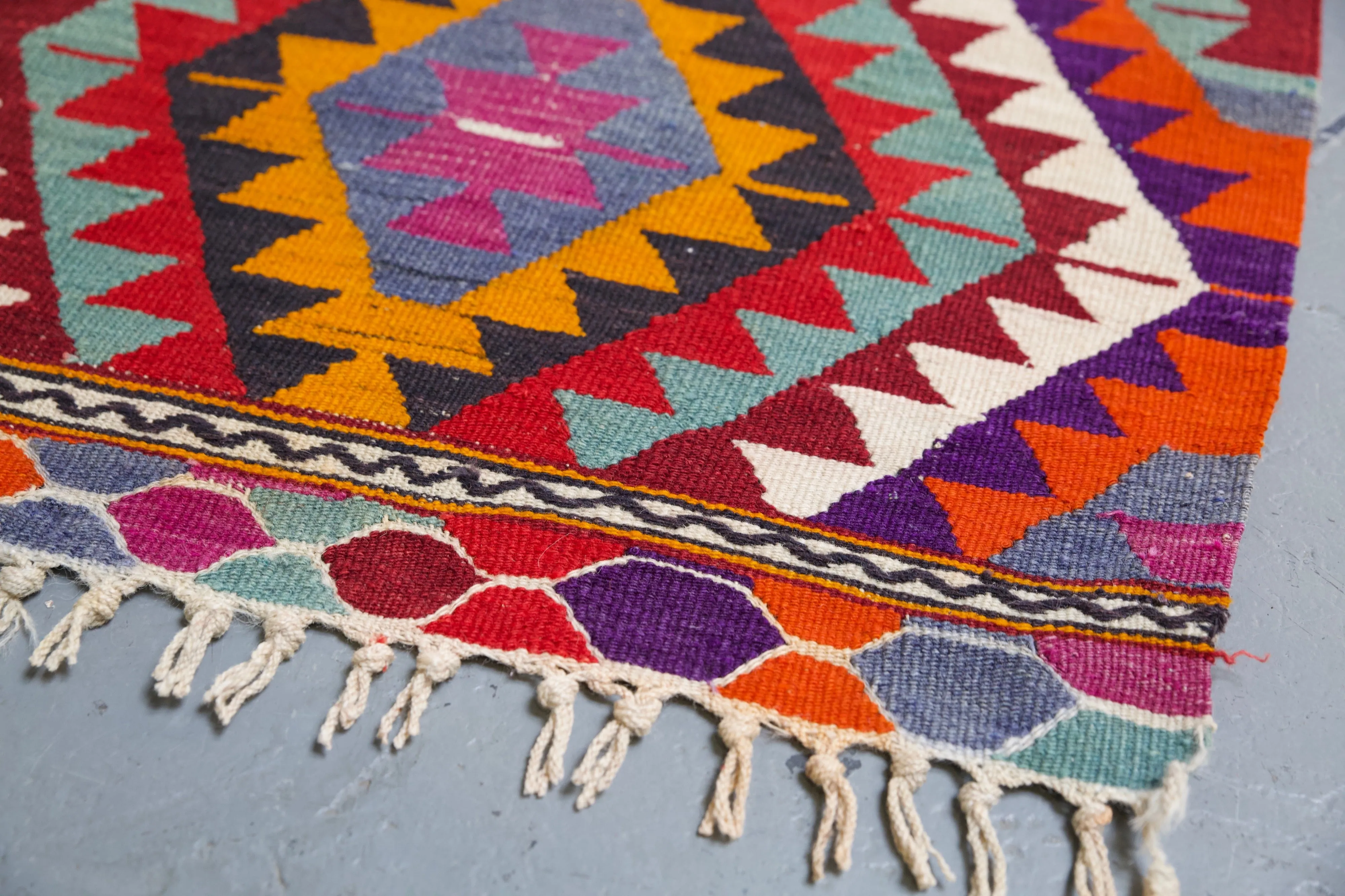 Old Denizli Cal Kilim 4ftx5.4ft