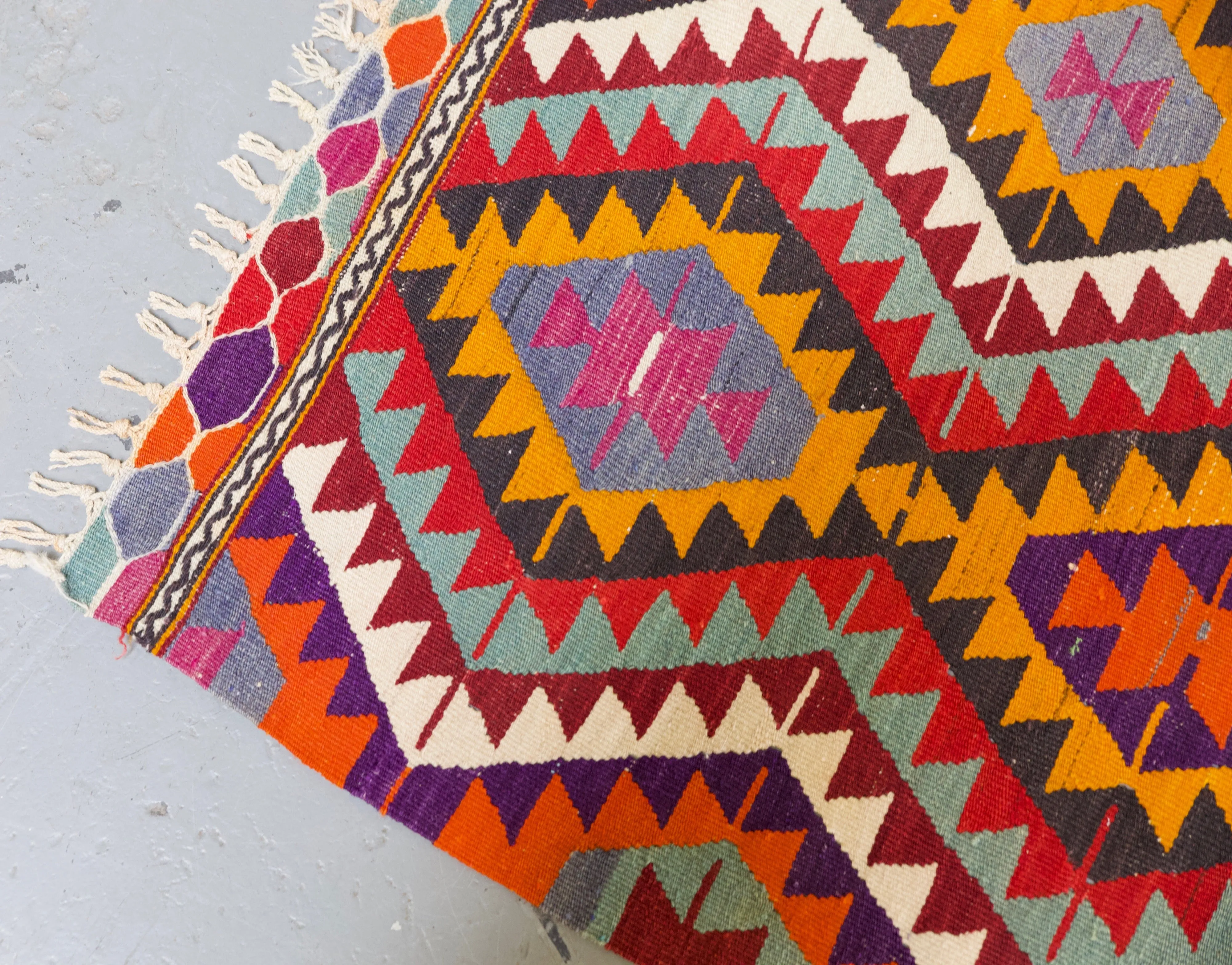 Old Denizli Cal Kilim 4ftx5.4ft