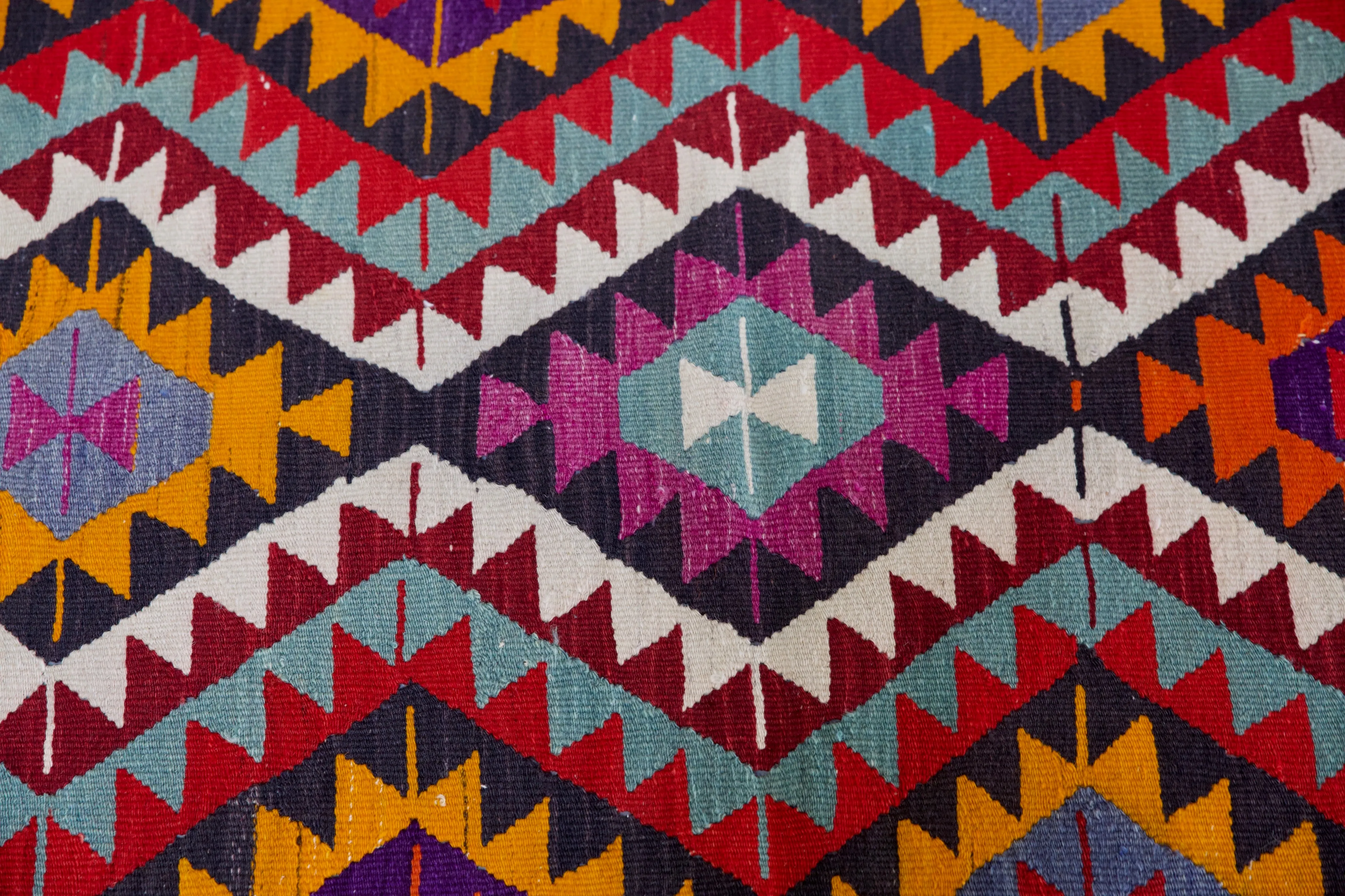Old Denizli Cal Kilim 4ftx5.4ft