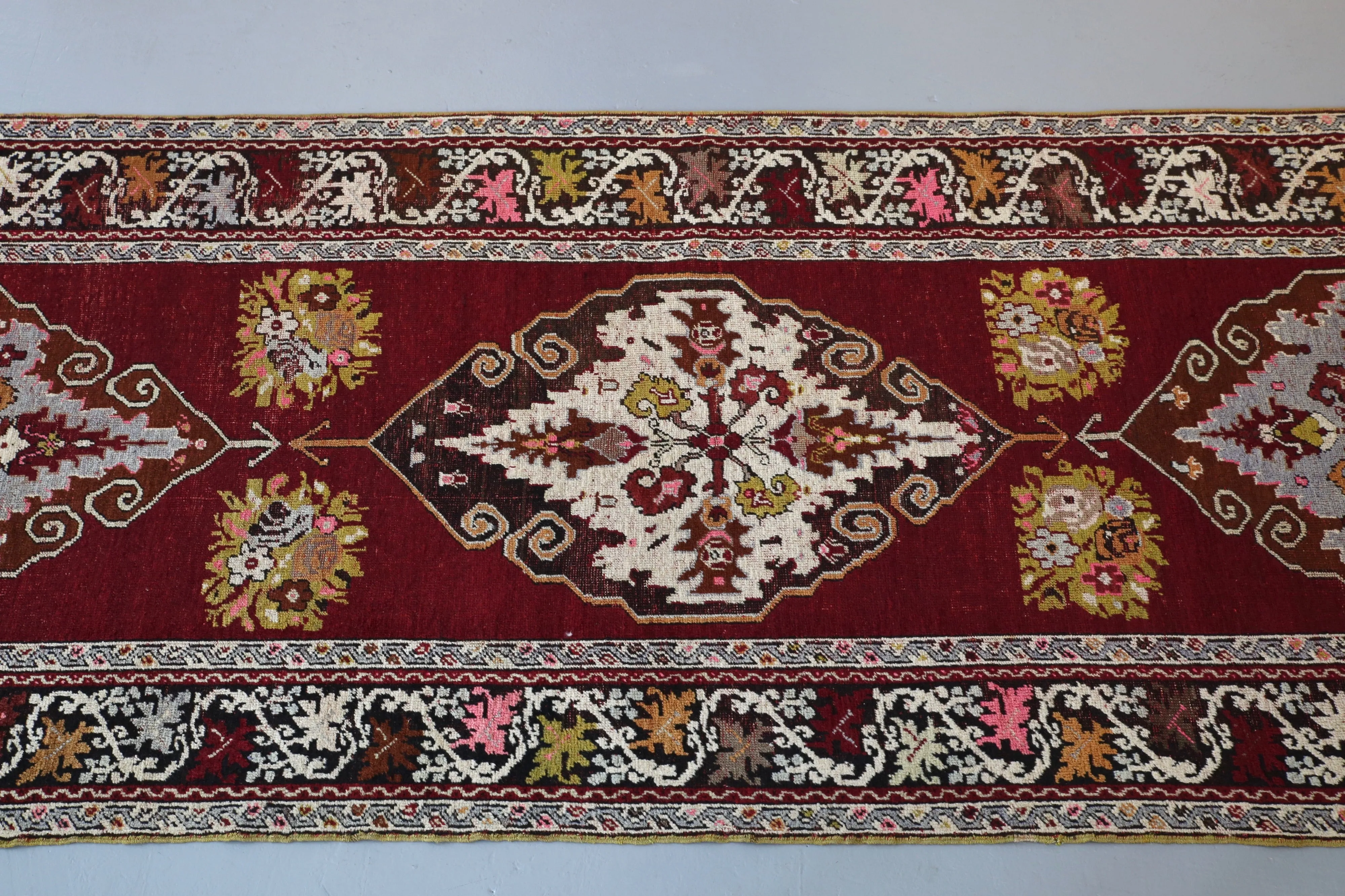 Old Kirsehir Runner 3.4ftx11.9ft