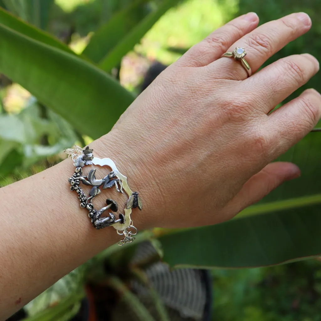 Orchid Mantis Bracelet
