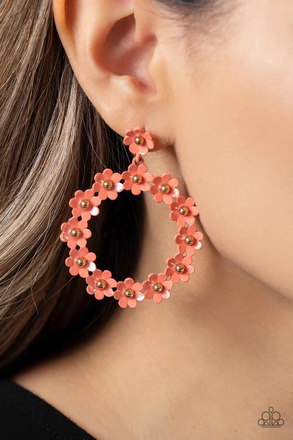 Paparazzi Daisy Meadows - Orange Earrings