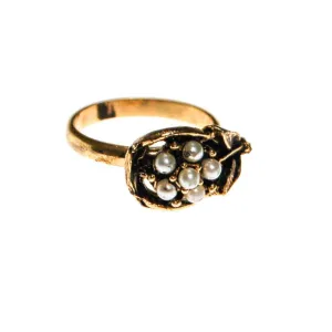 Pearl Daisy Flower Ring