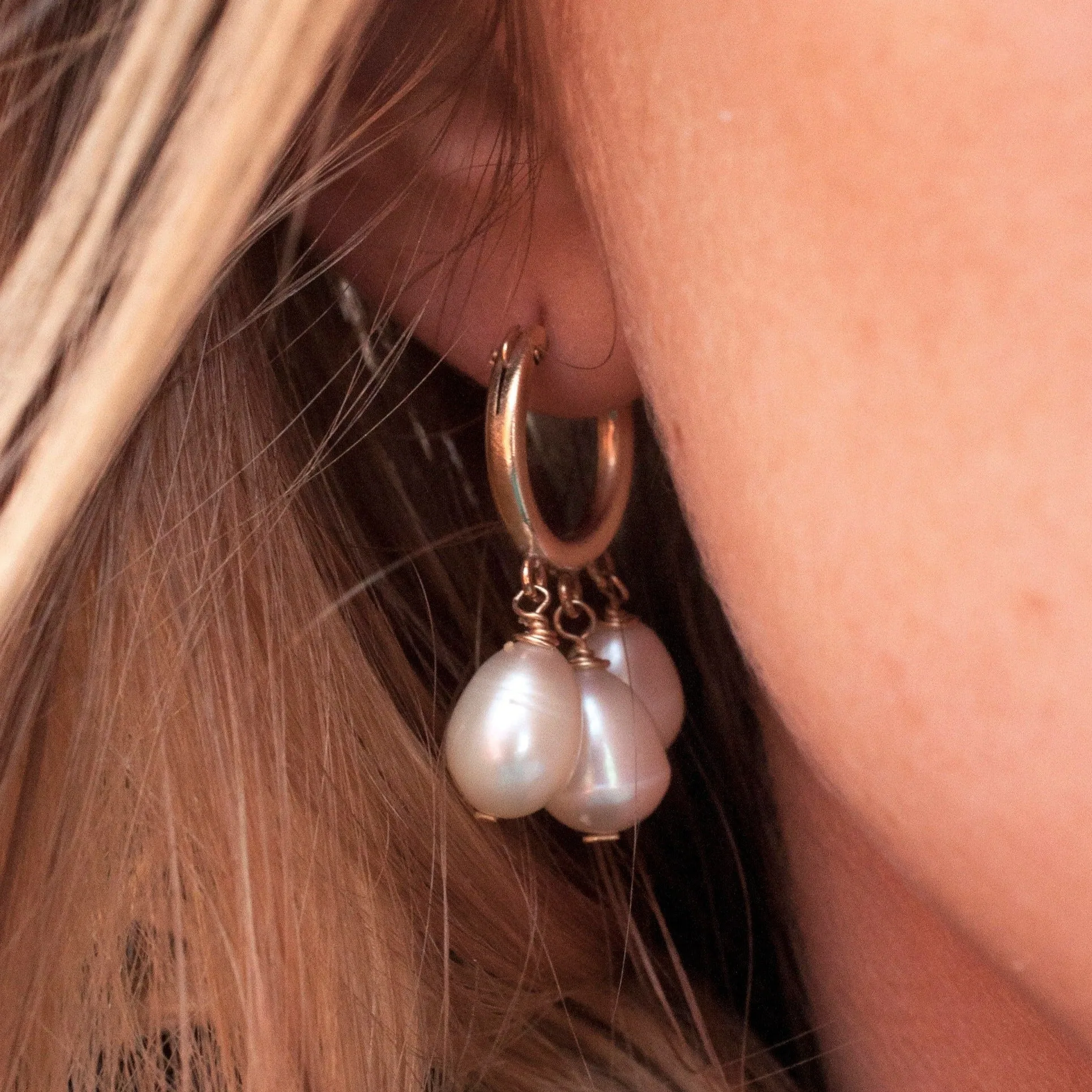 Pearly Dreams Trio Hoops