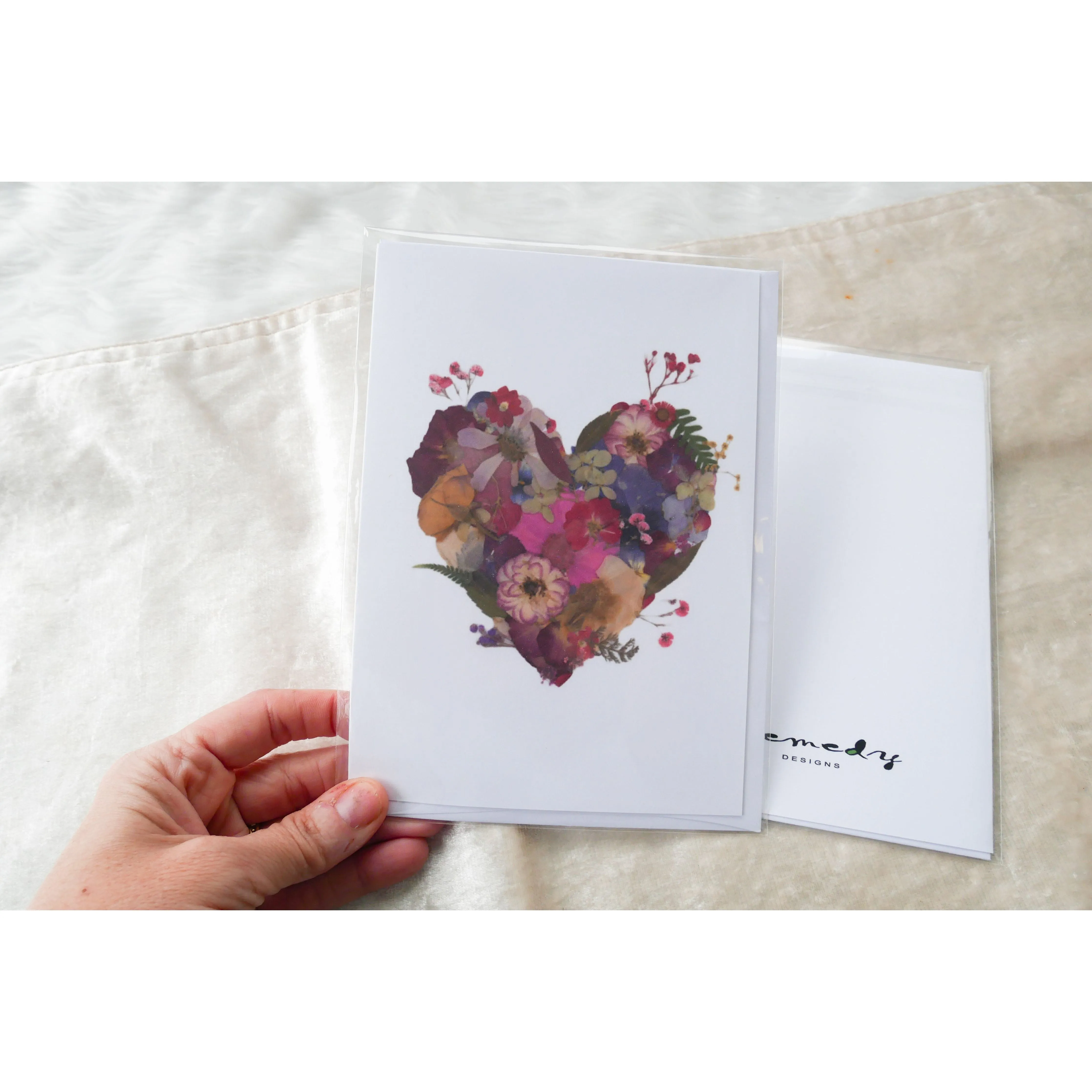 Pressed flower heart blank greeting card