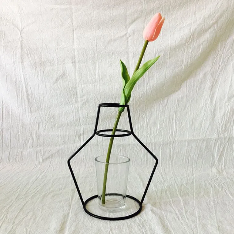 Retro Metal Iron Line Flowers Plant Vase Holder