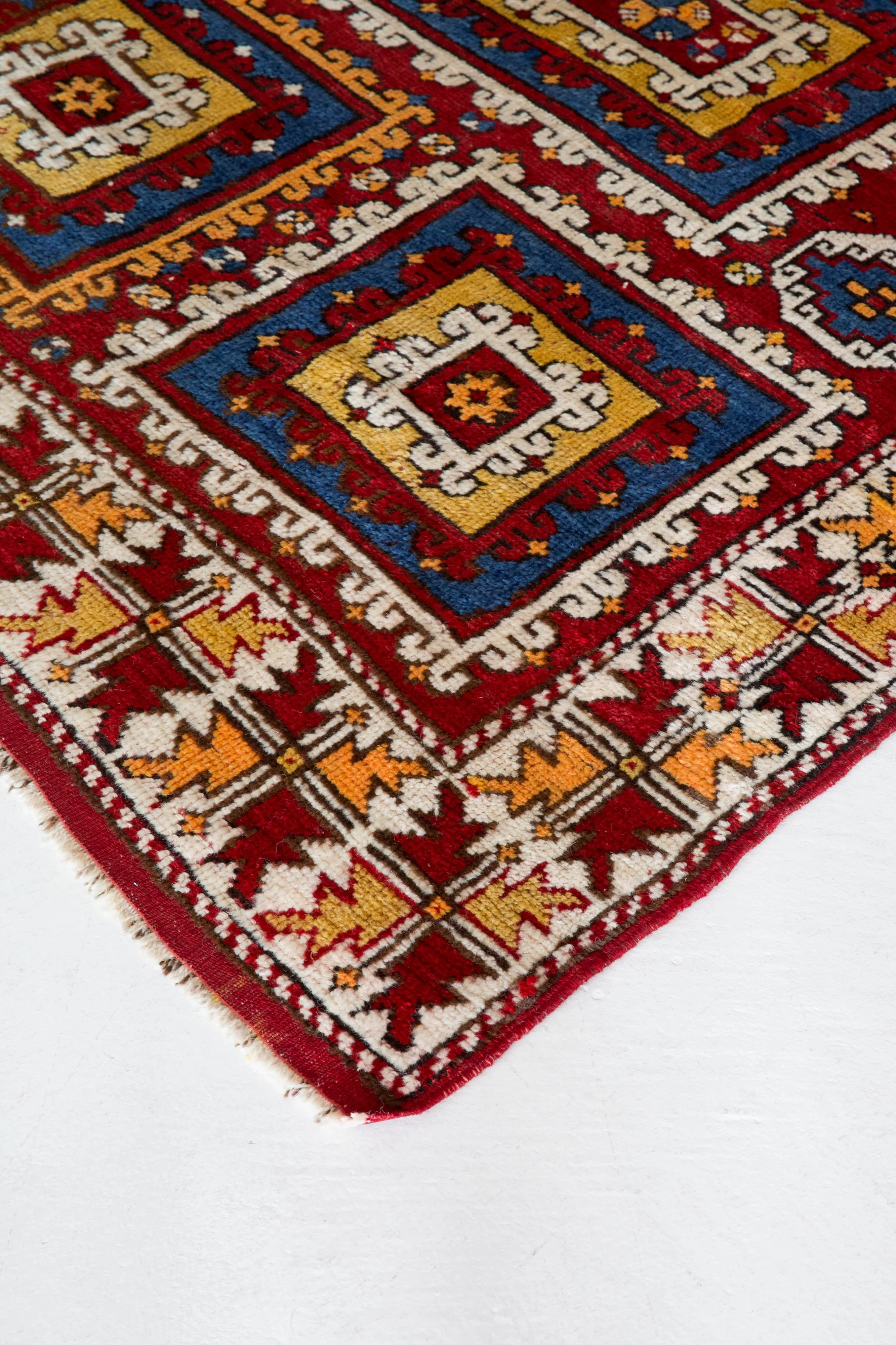 Semi-Antique Canakkale Rug 4'7"x6'