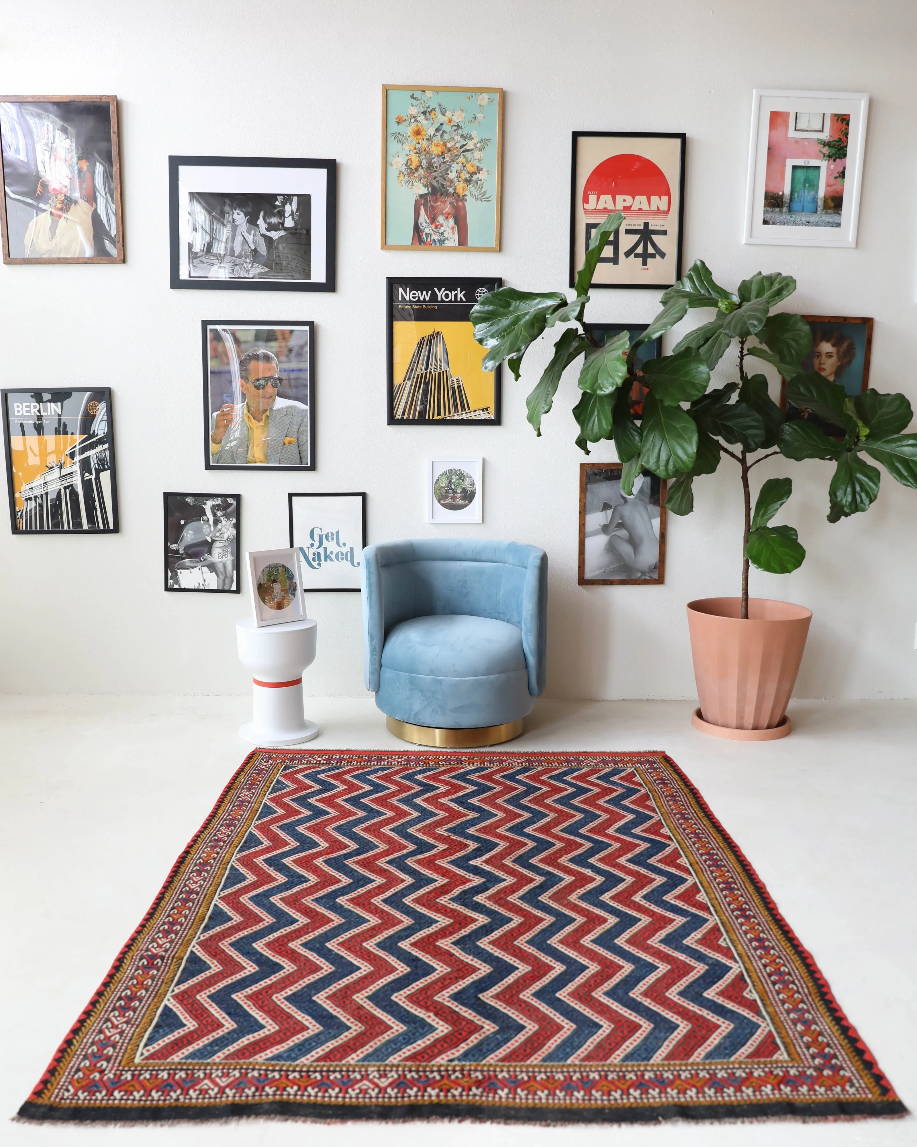 Semi-antique Pergamum Kilim Rug 5'3"x6'9"