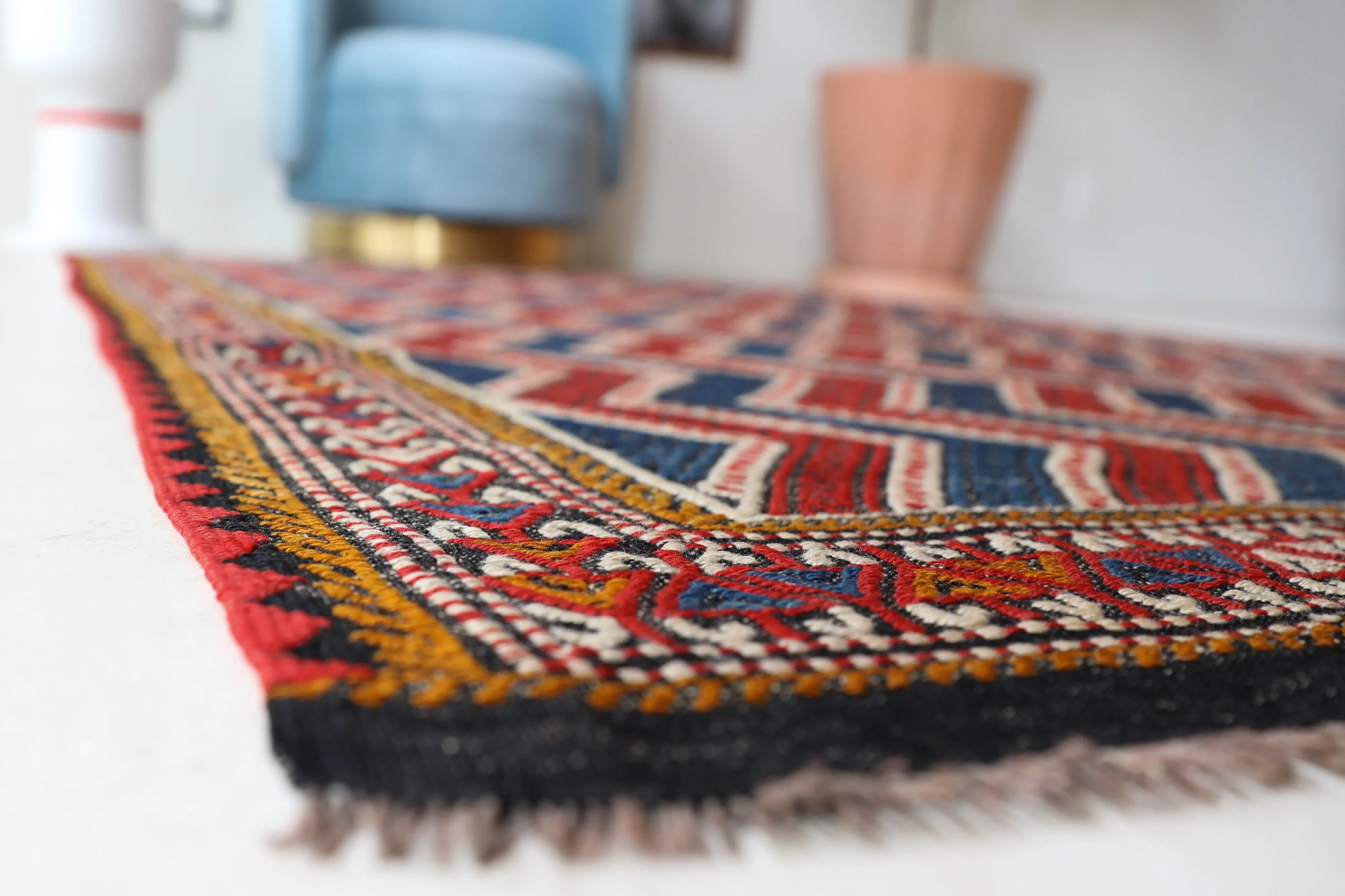 Semi-antique Pergamum Kilim Rug 5'3"x6'9"