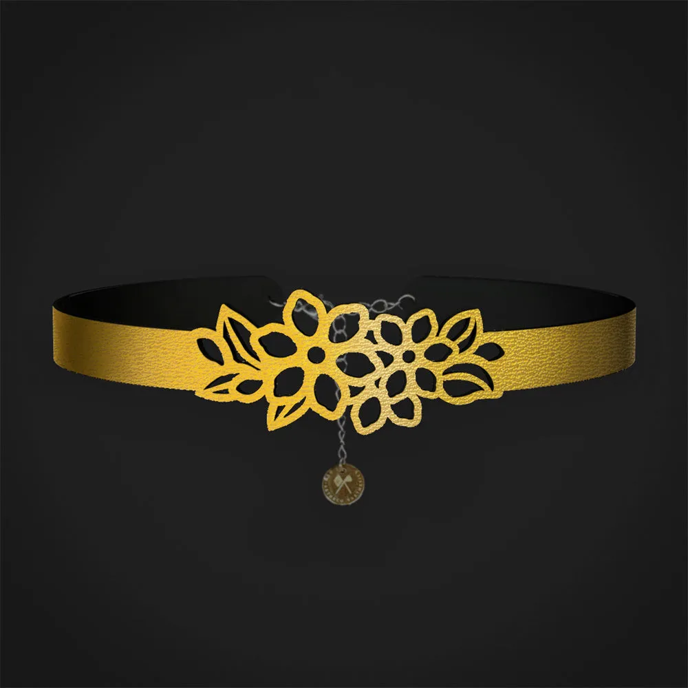 Small Openwork Peony Pattern Choker