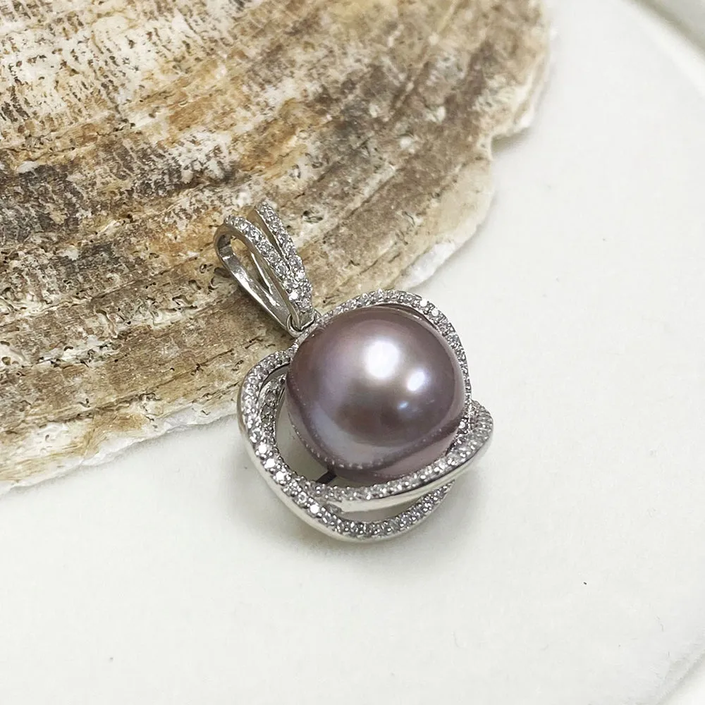 Stella Fresh Water Cage Pearl Pendant