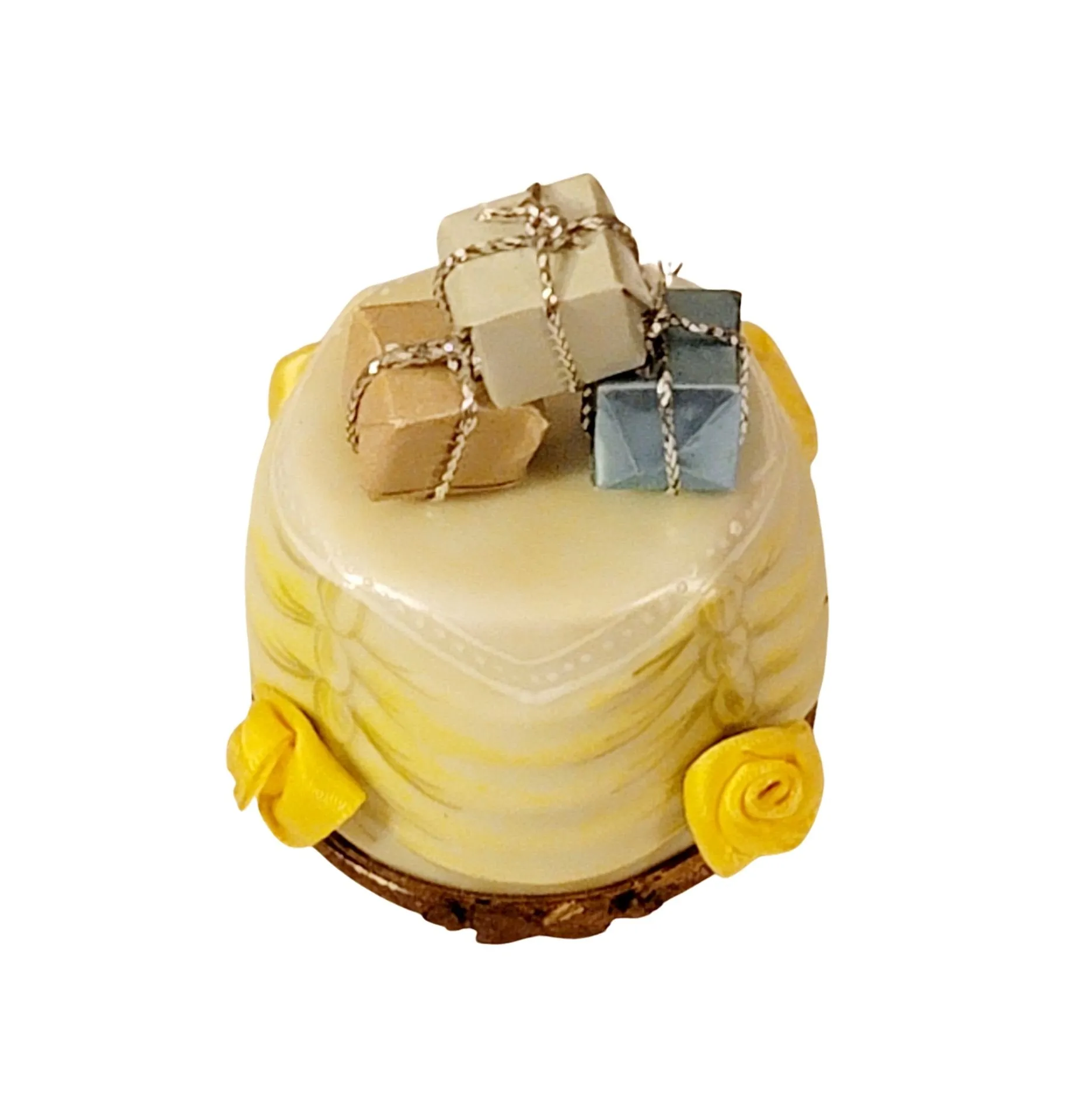 Sweet 16 Table Yellow Flowers Ribbon Champagne