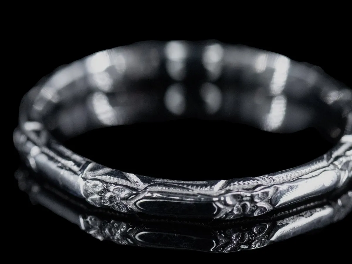 The Amelia Band in 14K White Gold