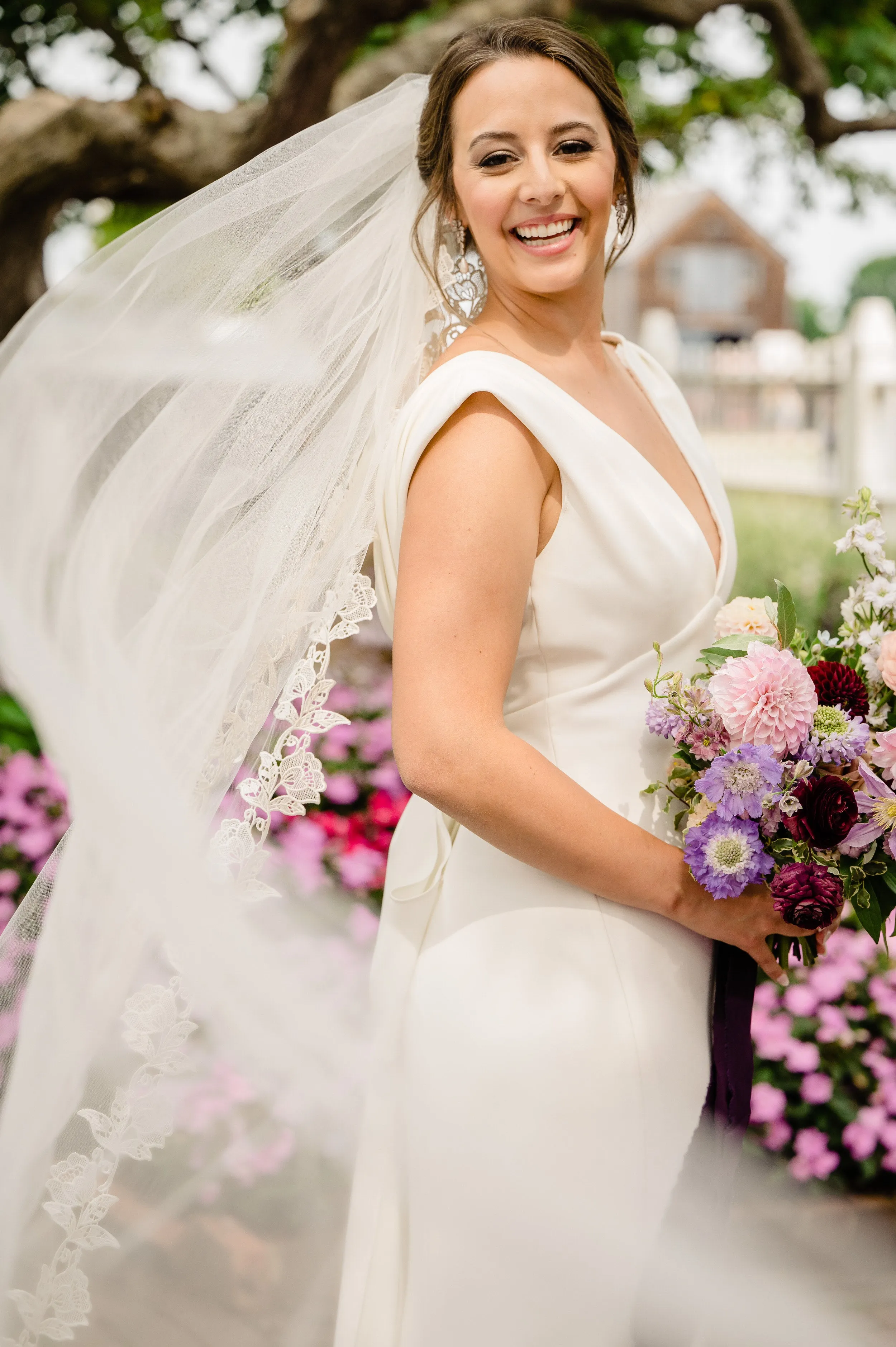 Venice Rose Flower Lace-Edged Wedding Veil, Chapel Length Veil