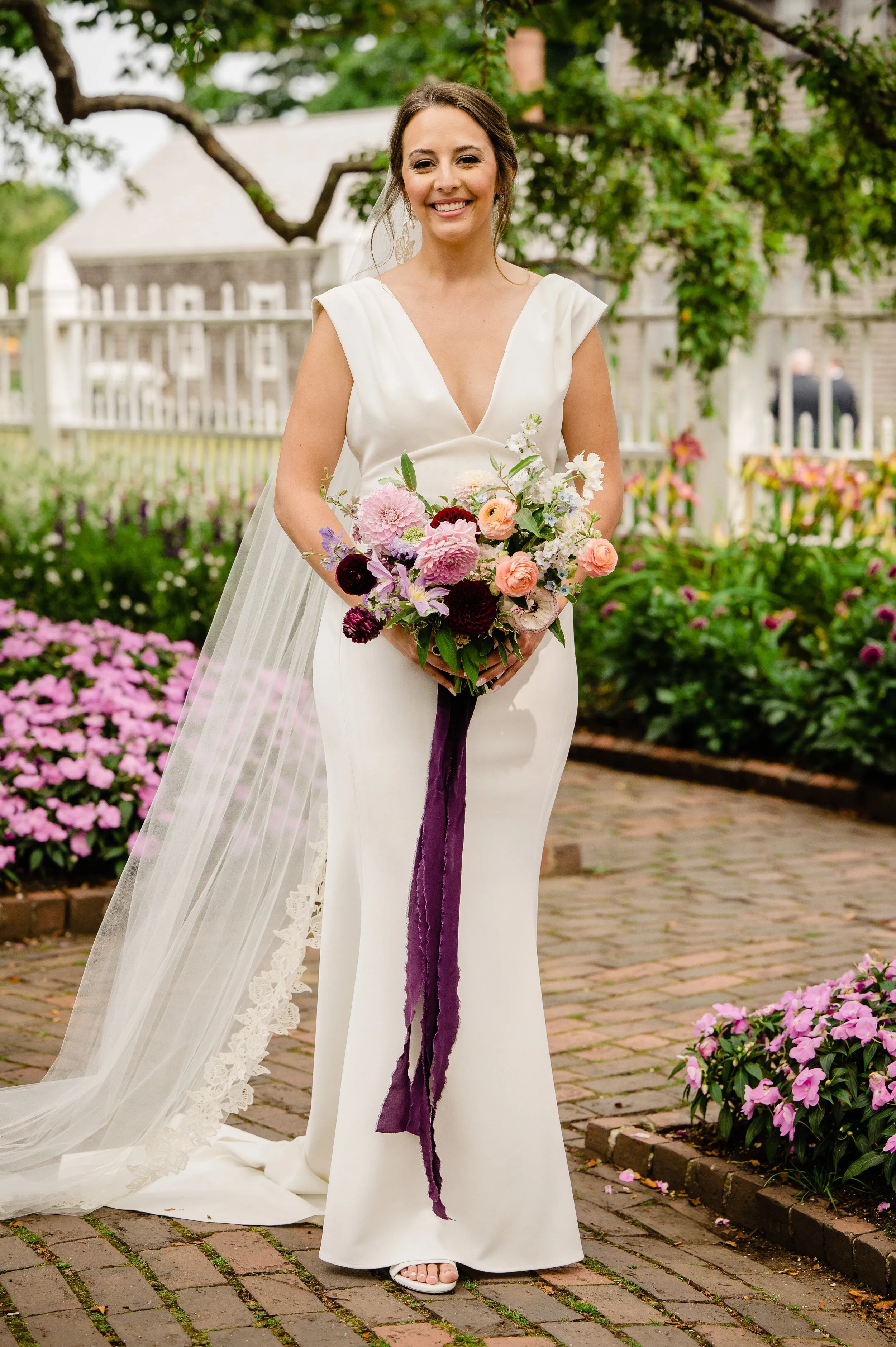 Venice Rose Flower Lace-Edged Wedding Veil, Chapel Length Veil