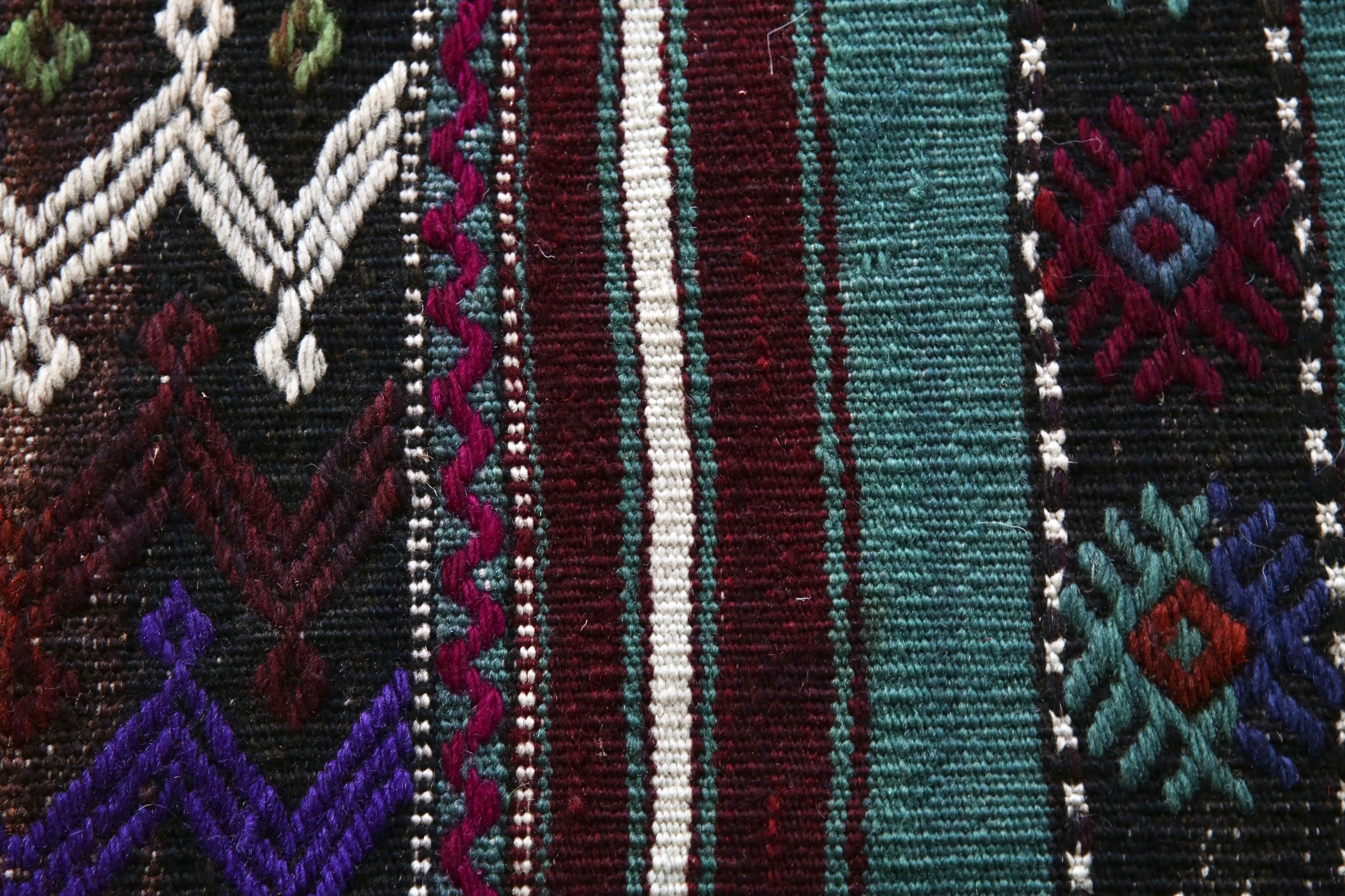 Vintage Anatolian Kilim 4.8ftx7.4ft