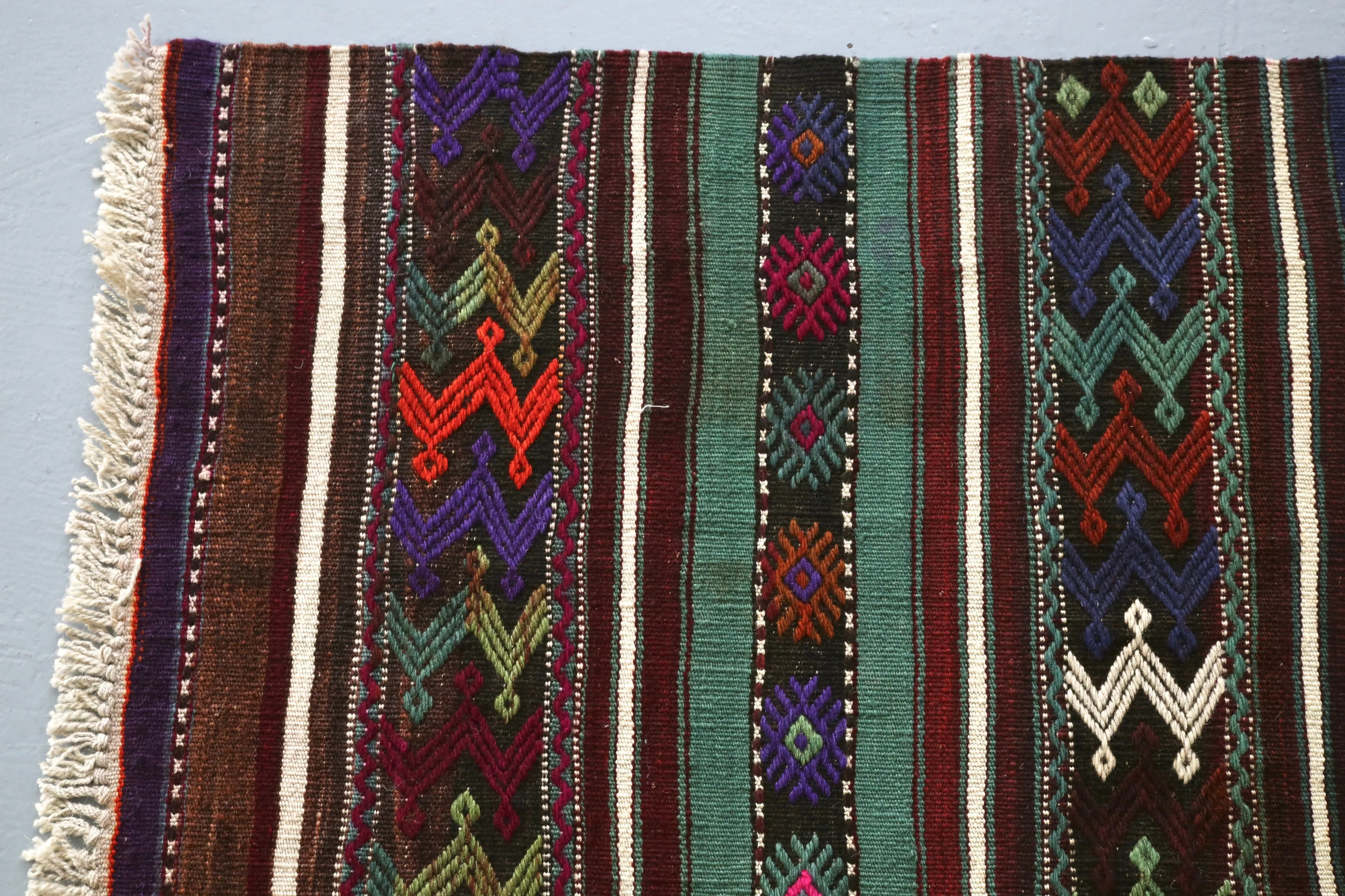 Vintage Anatolian Kilim 4.8ftx7.4ft