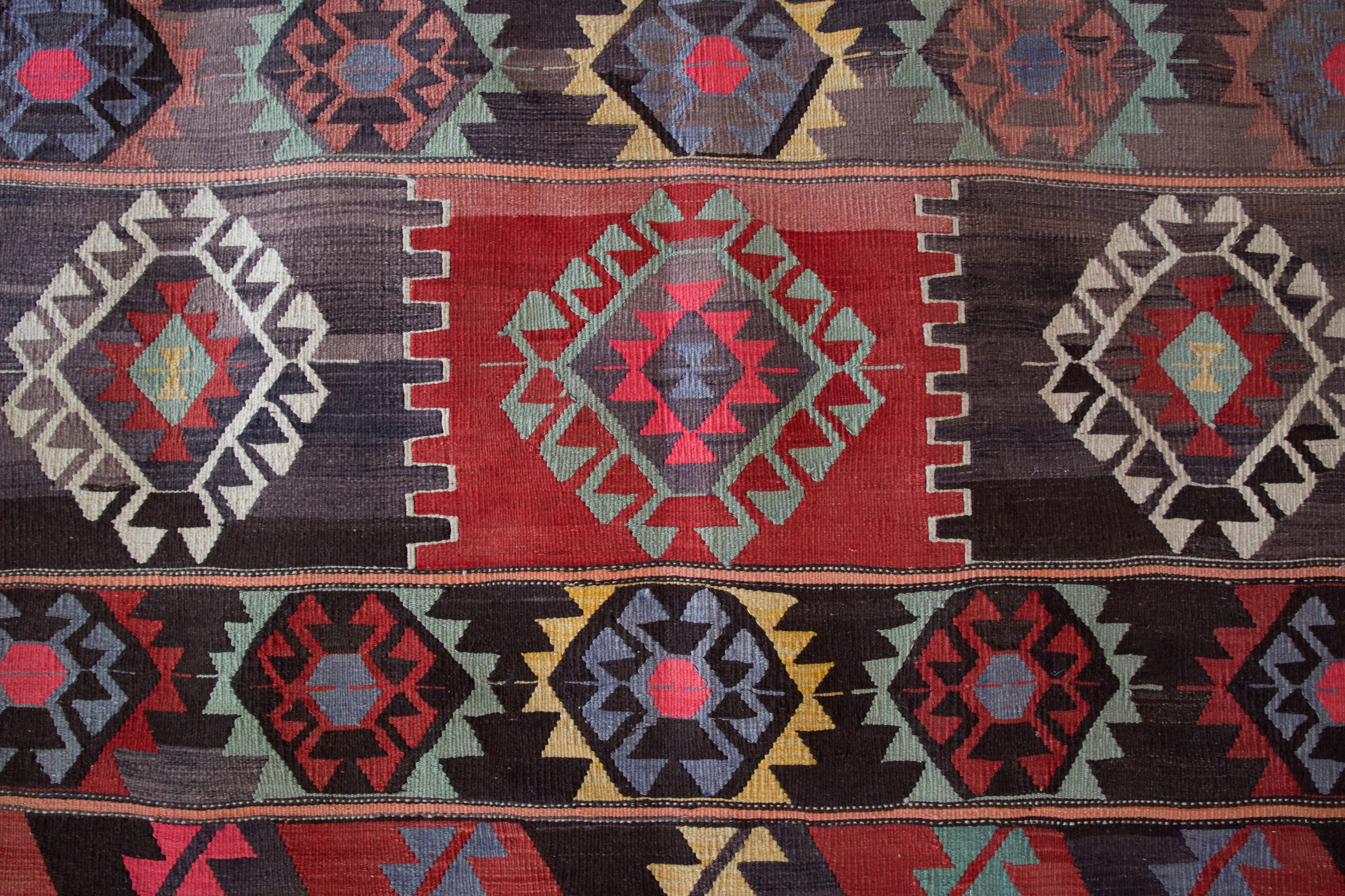 Vintage Balikesir Kilim Rug 5'7"x8'3"