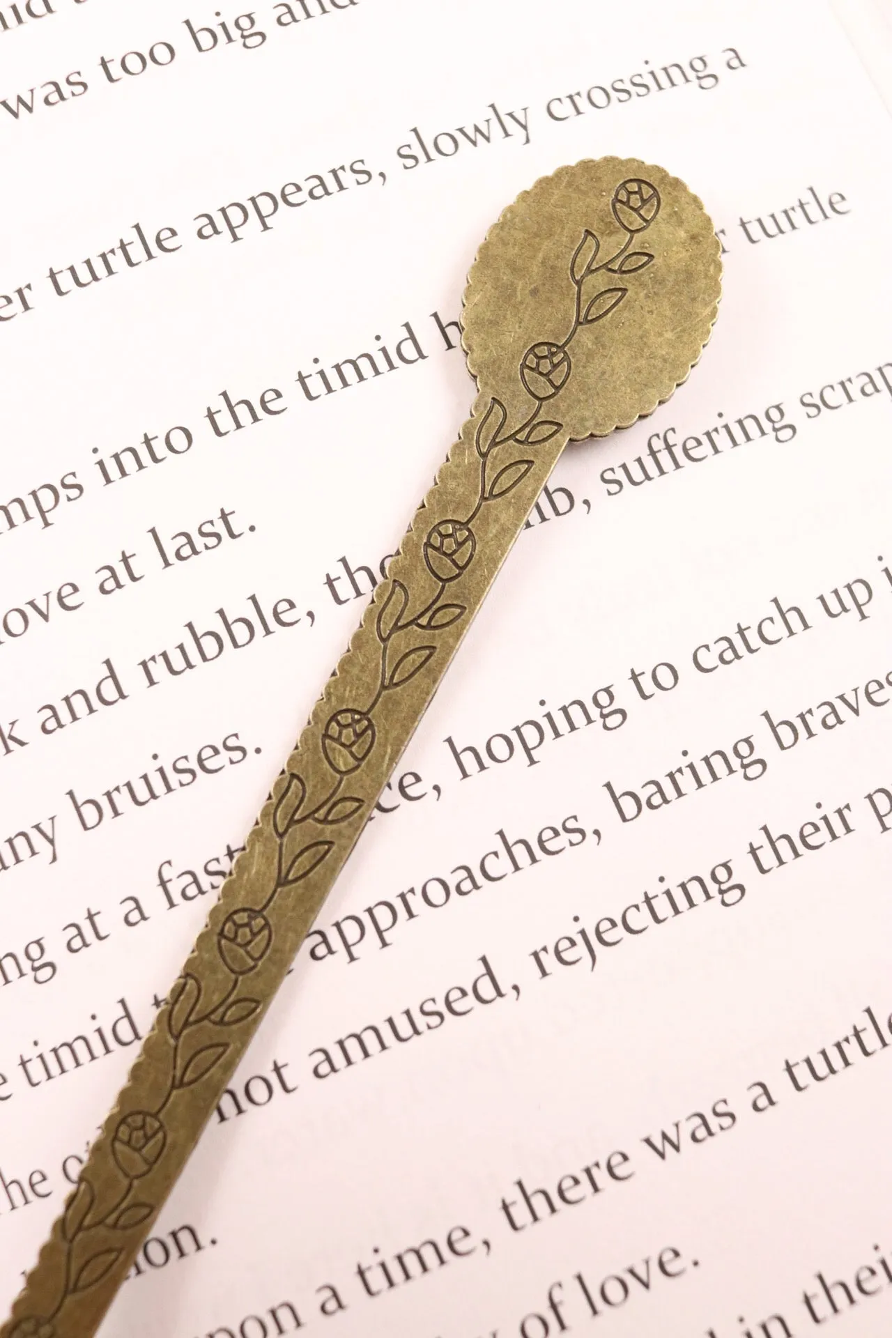 Vintage Bronze Resin Ruler Bookmark With Baby's Breath Flowers