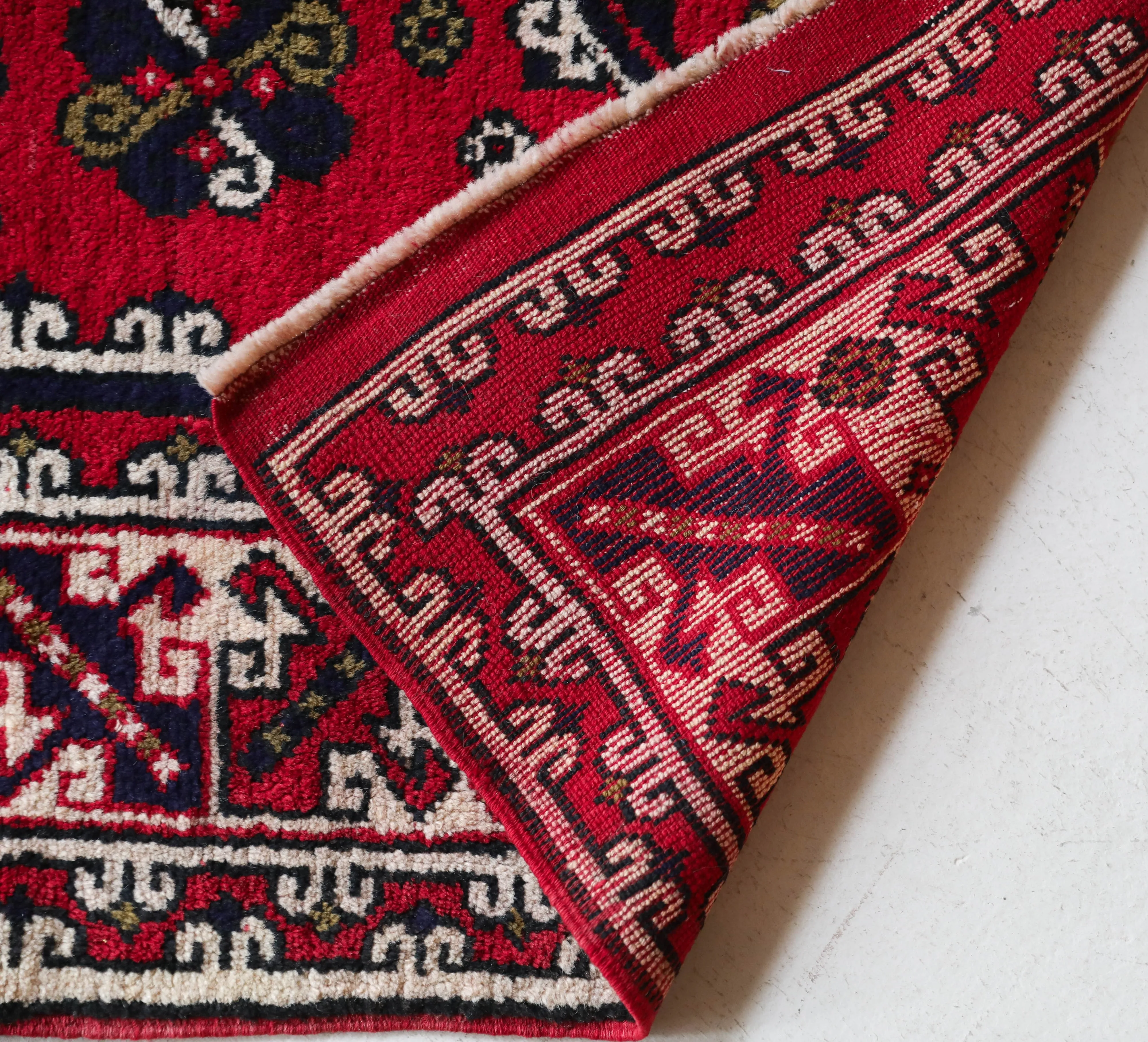 Vintage Canakkale Ayvacik Rug 6'9"x10'6"