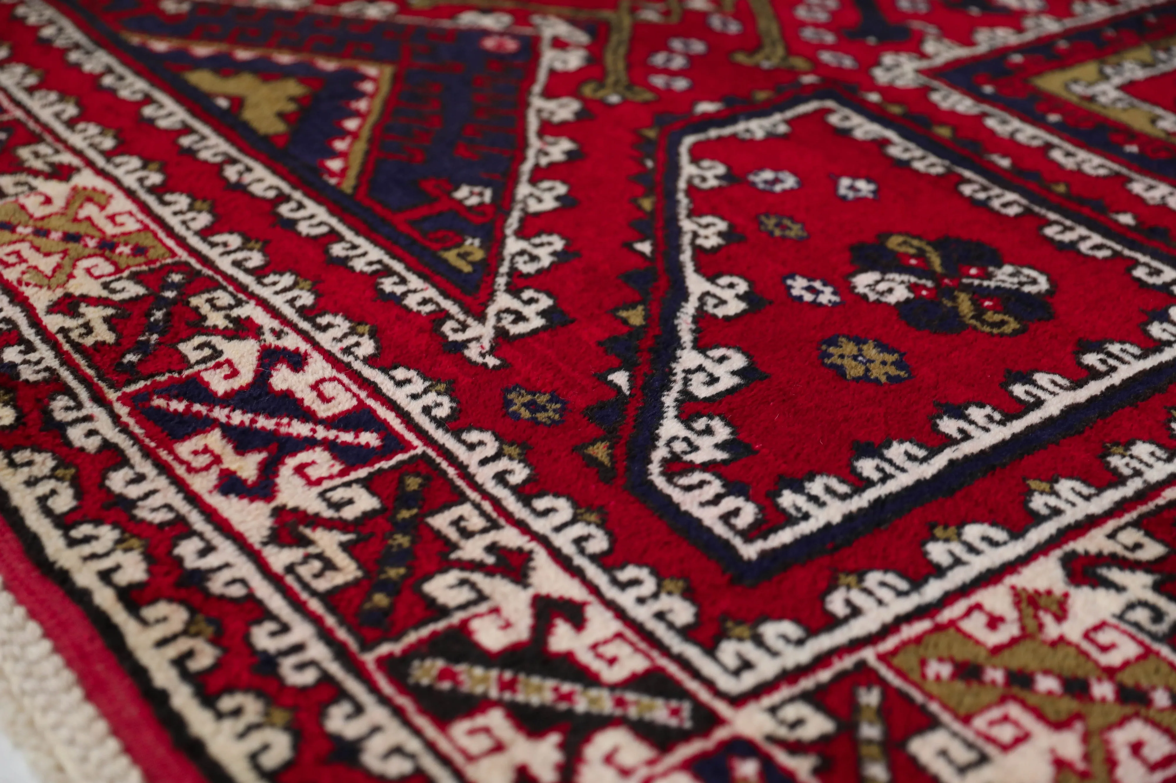 Vintage Canakkale Ayvacik Rug 6'9"x10'6"