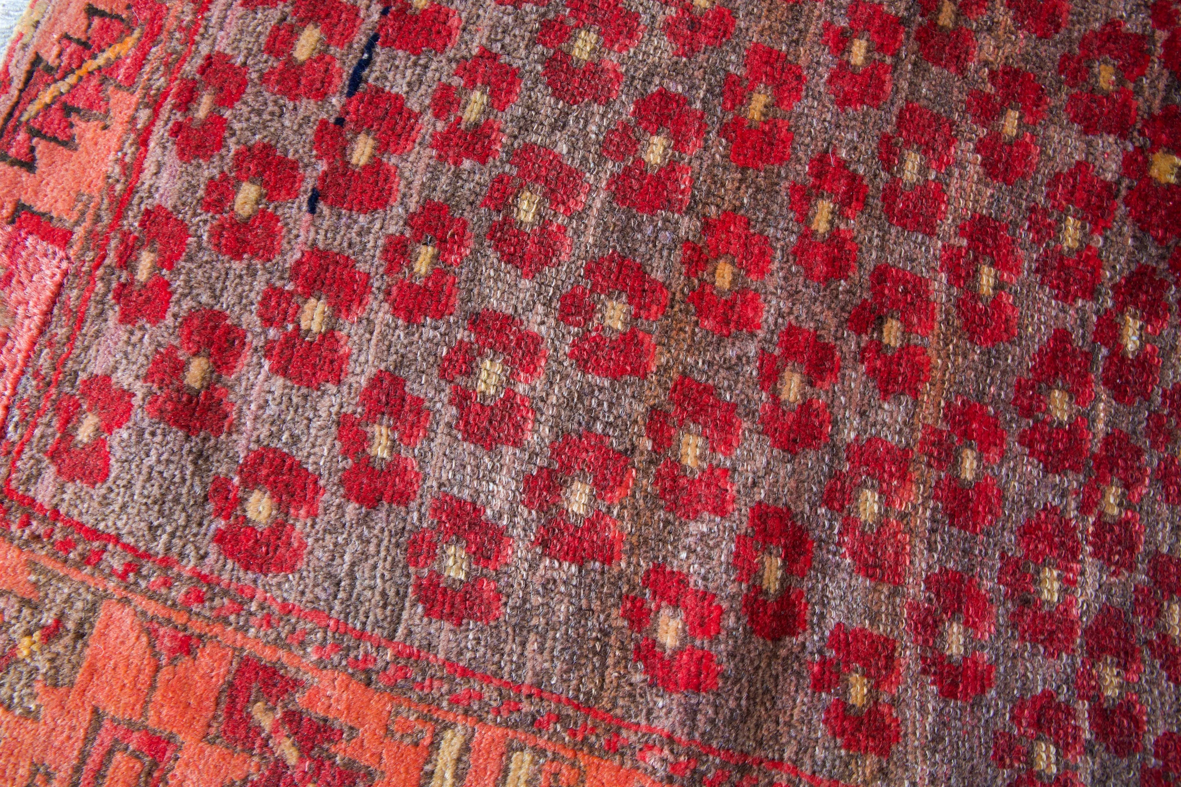 Vintage central Anatolian Rug 2'3"x5'4"