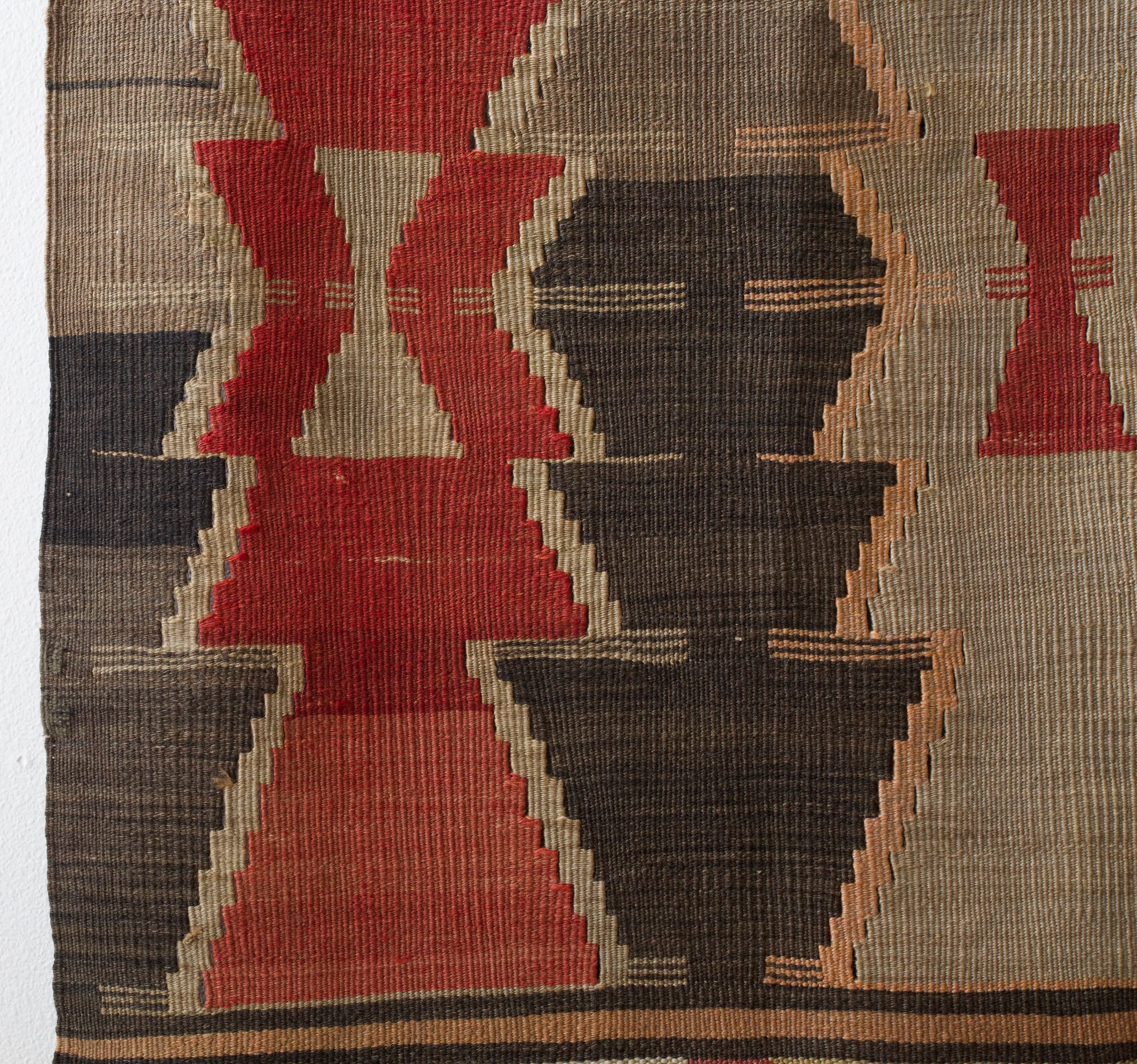 Vintage eastern Anatolian Kilim Rug 4'3"x8'