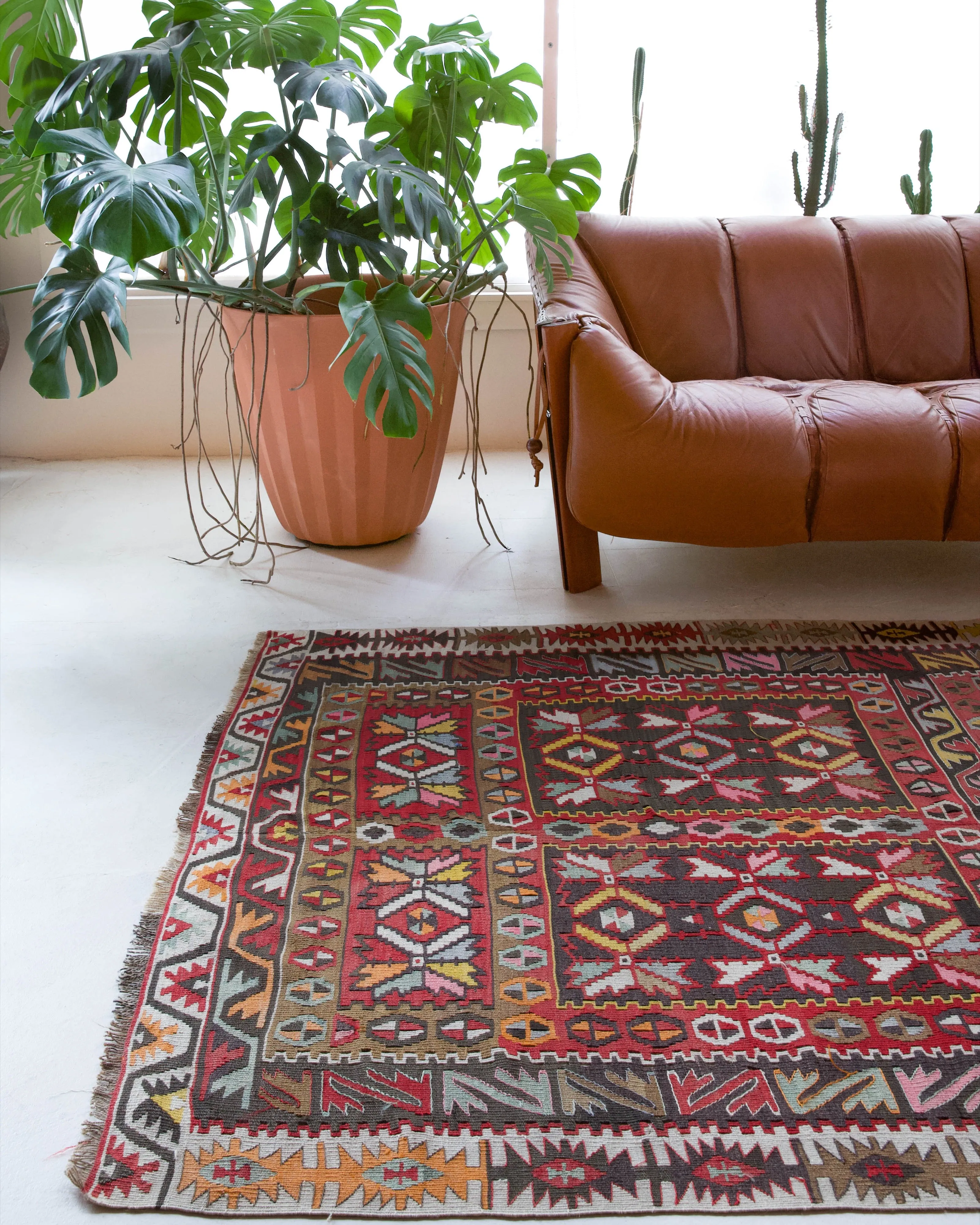 Vintage Kayseri Avsar Kilim Rug 4'8"x9'8"