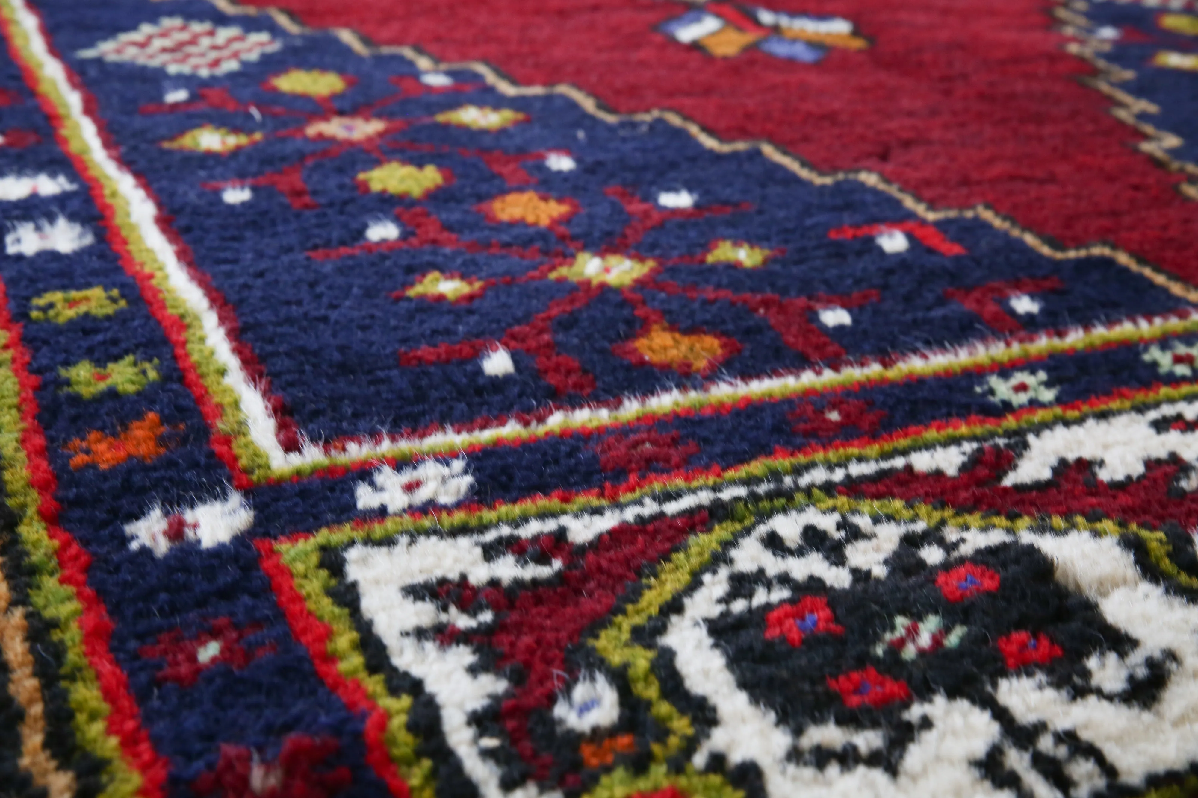 Vintage Kayseri Yahyali Runner 3.3ftx9.8ft