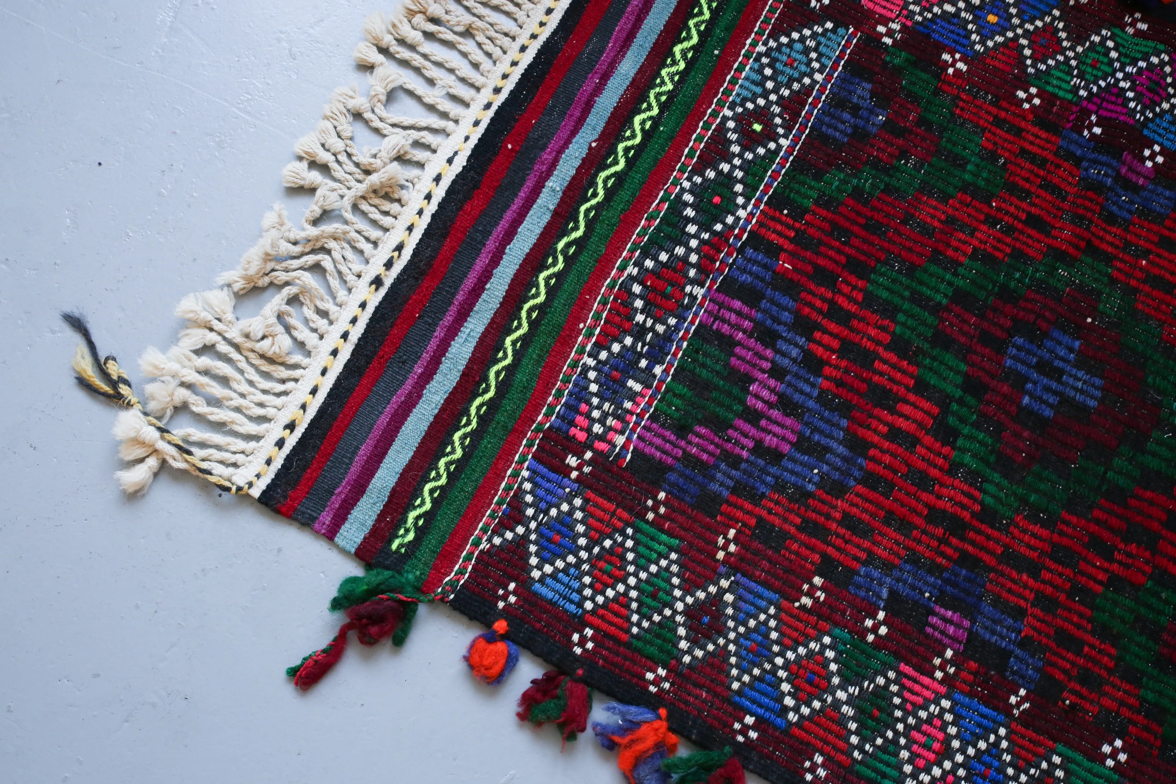 Vintage Mini Turkish Kilim Rug 2.10ftx4ft