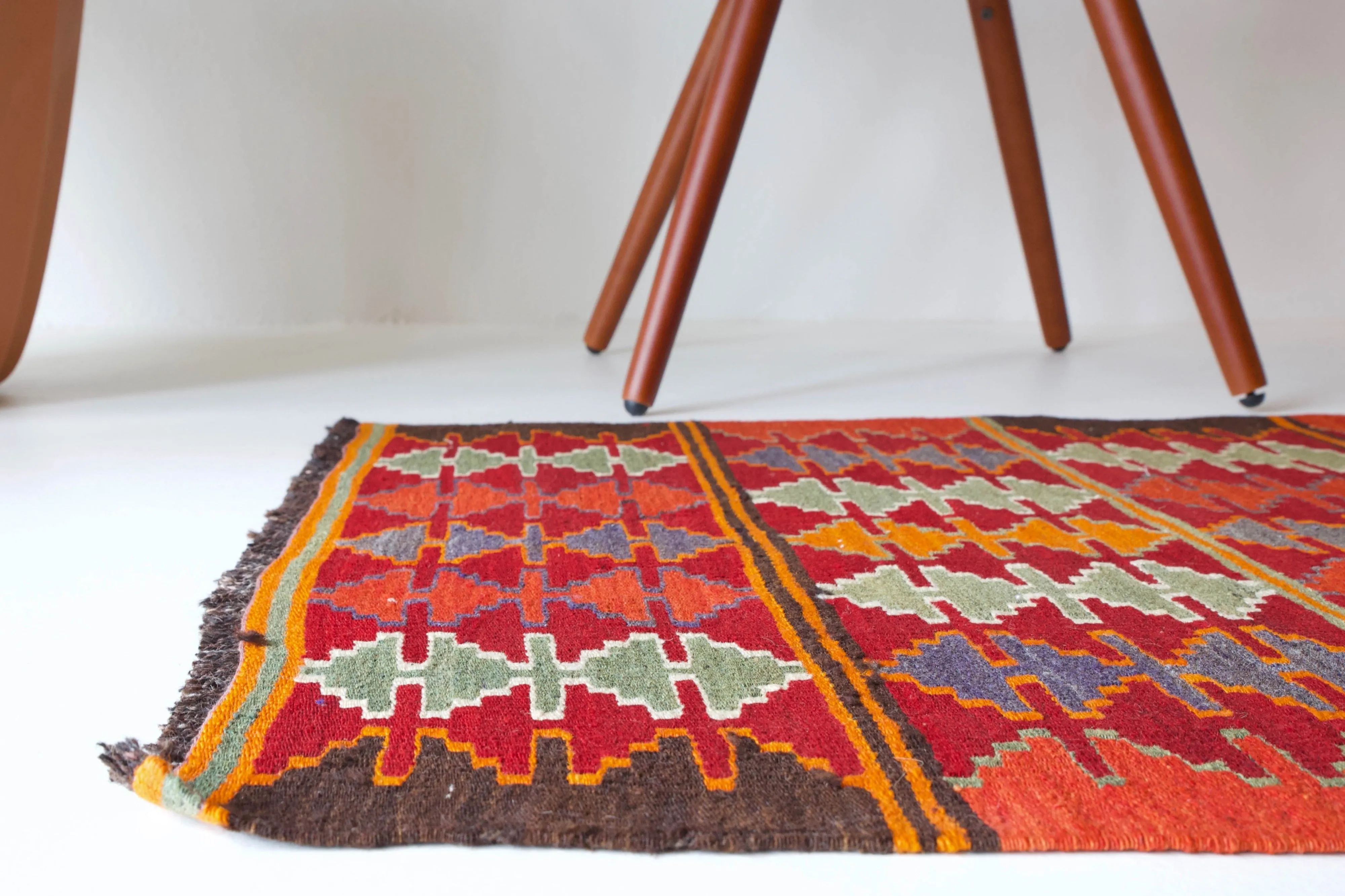 Vintage Mini Turkish Kilim Rug 2'8"x3'4"